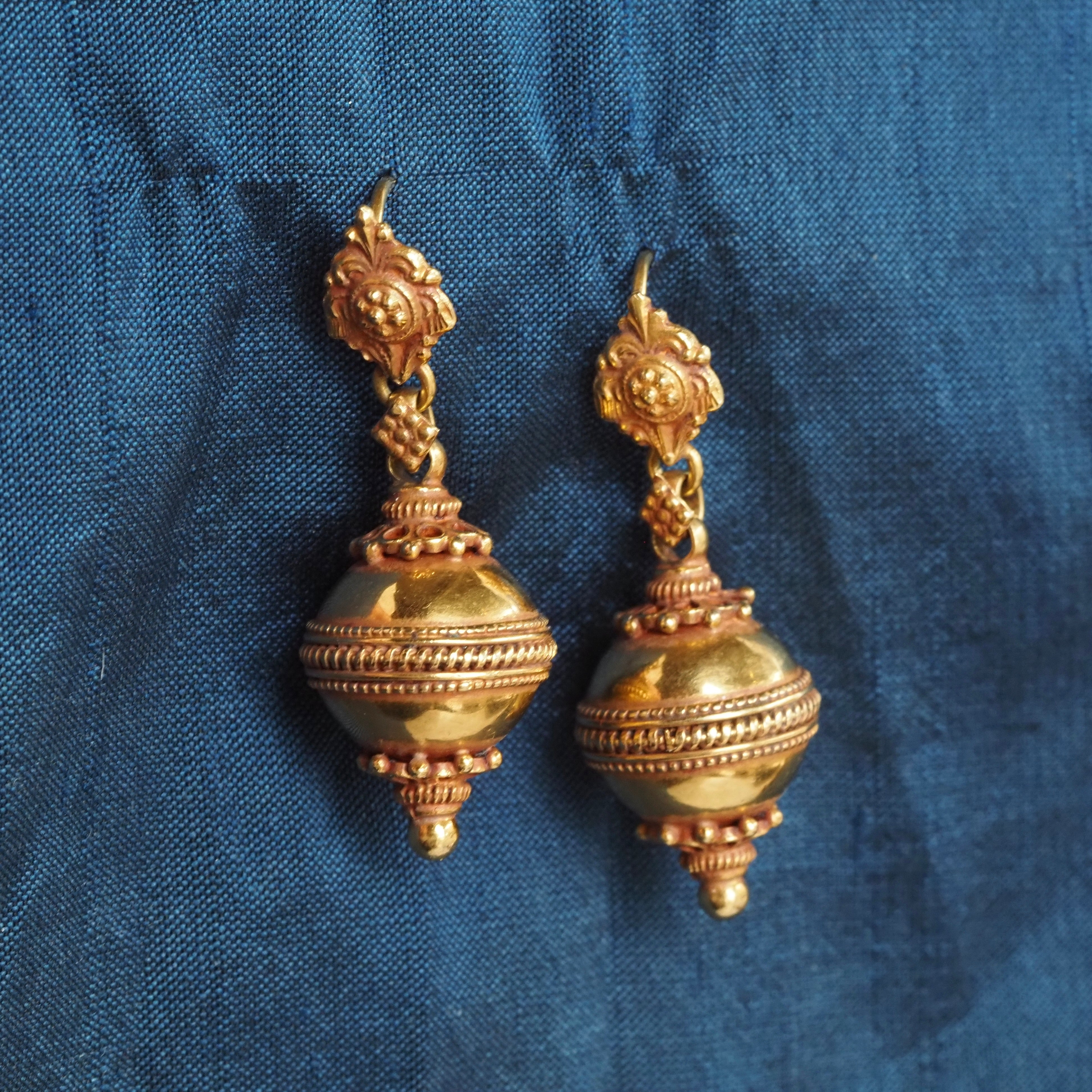 Vintage Indian 18k Gold Drop Earrings