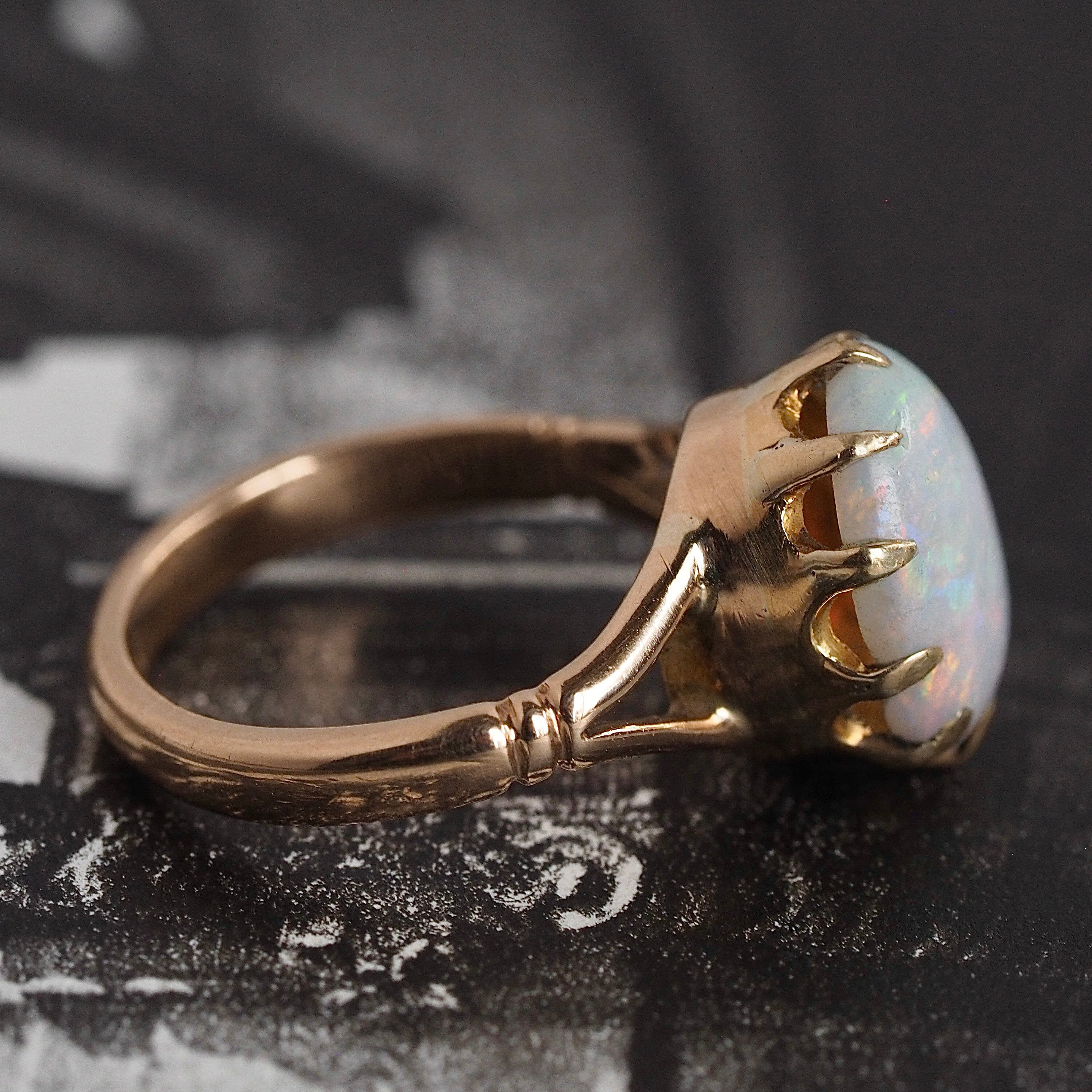 Antique Victorian English 9k Gold Opal Ring
