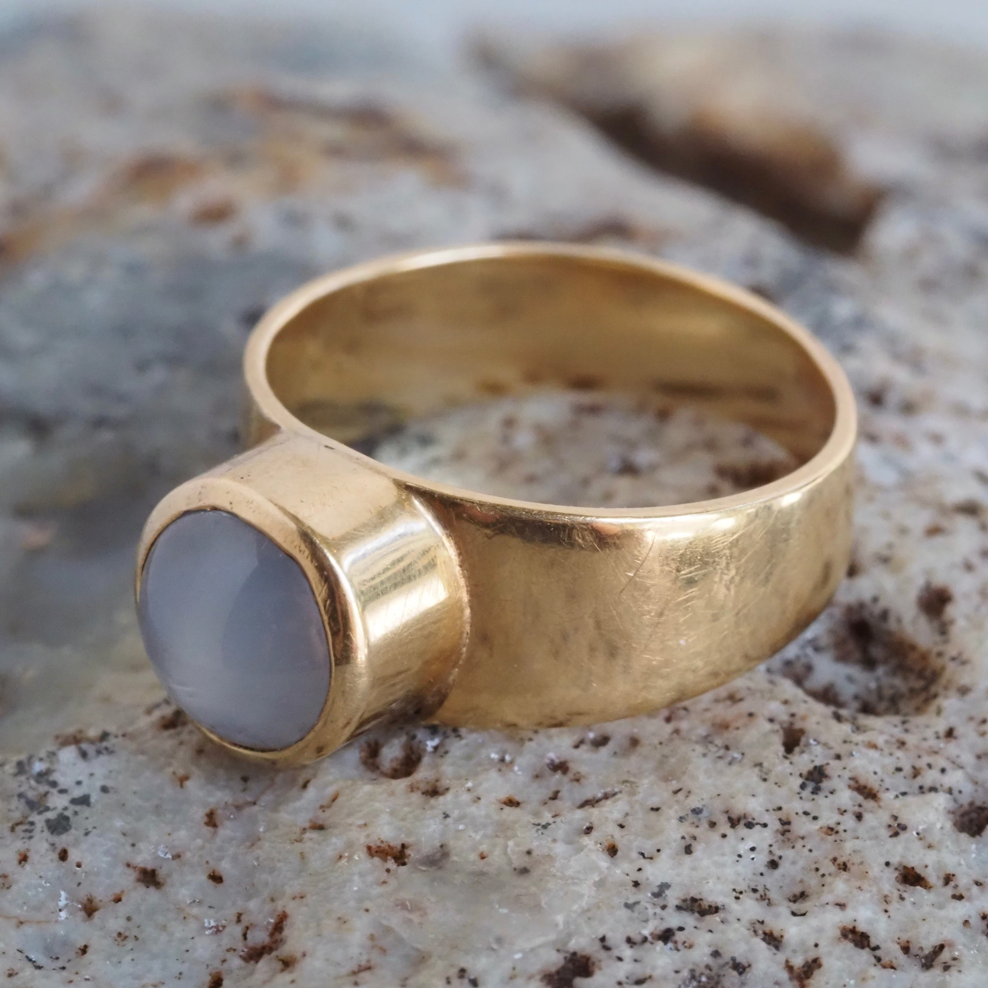 Vintage Natural Star Sapphire Cabochon 14k Gold Ring