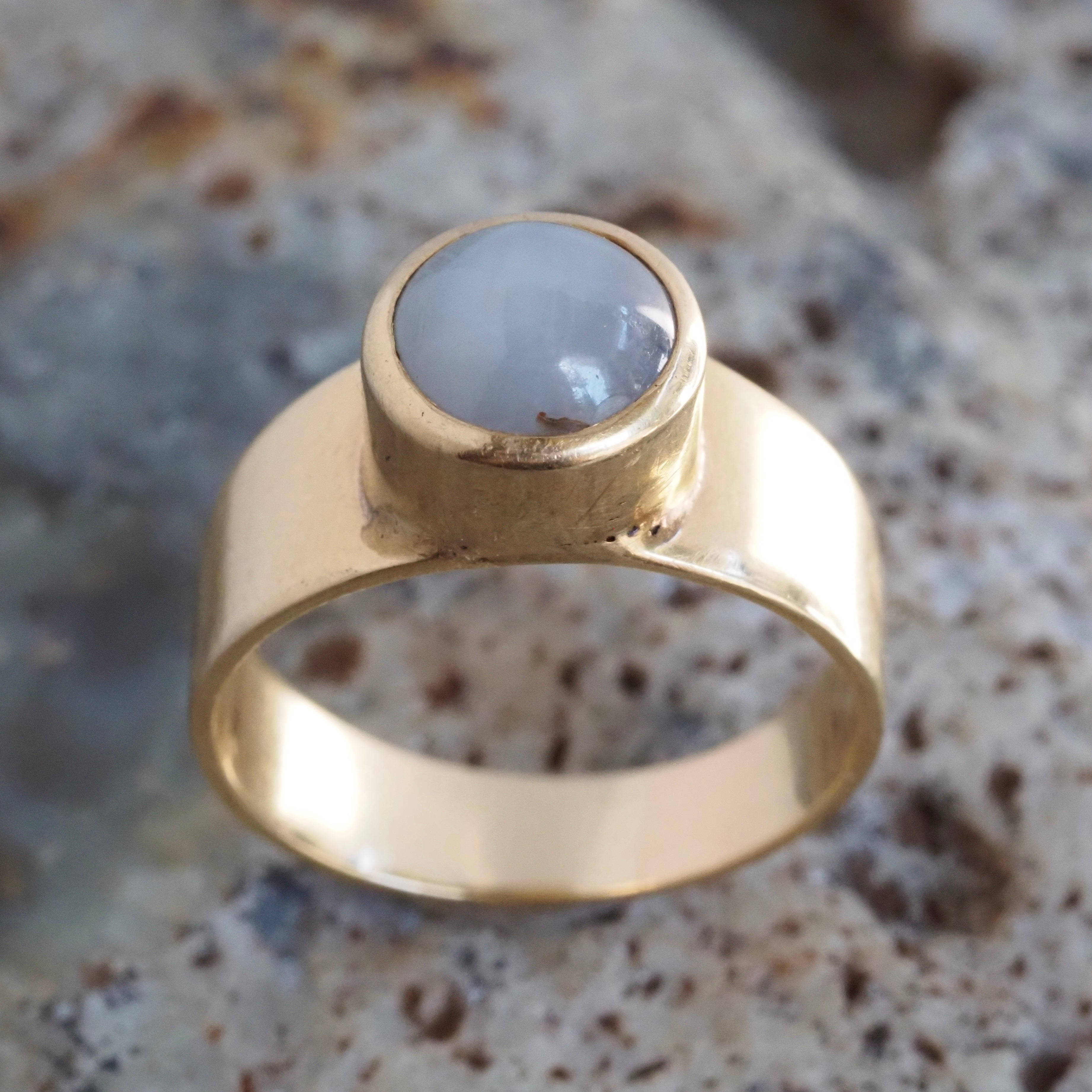 Vintage Natural Star Sapphire Cabochon 14k Gold Ring