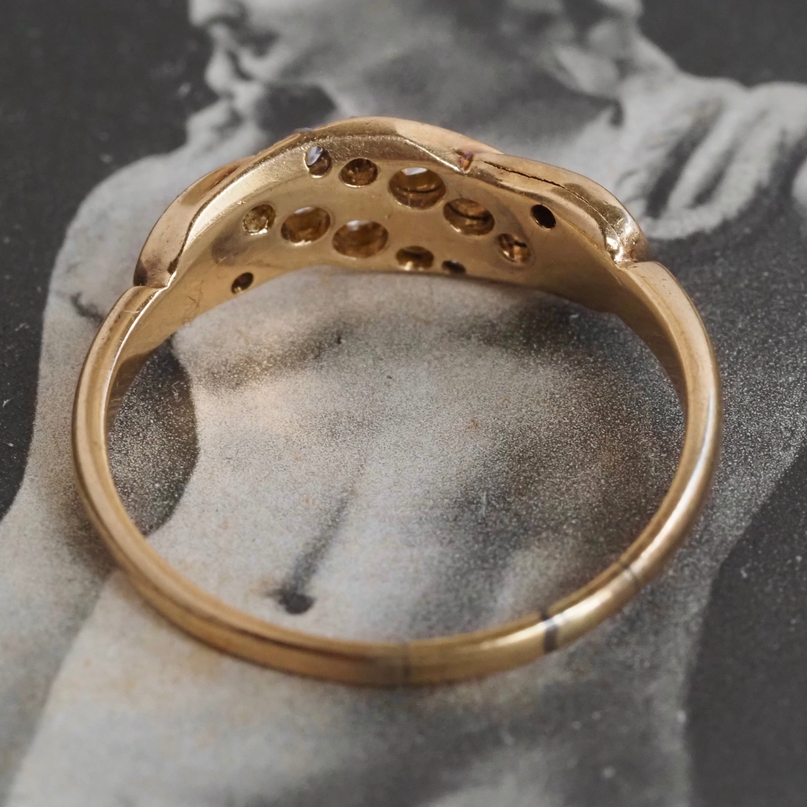 Antique English Old Mine Cut Diamond 18k Gold Scroll Ring