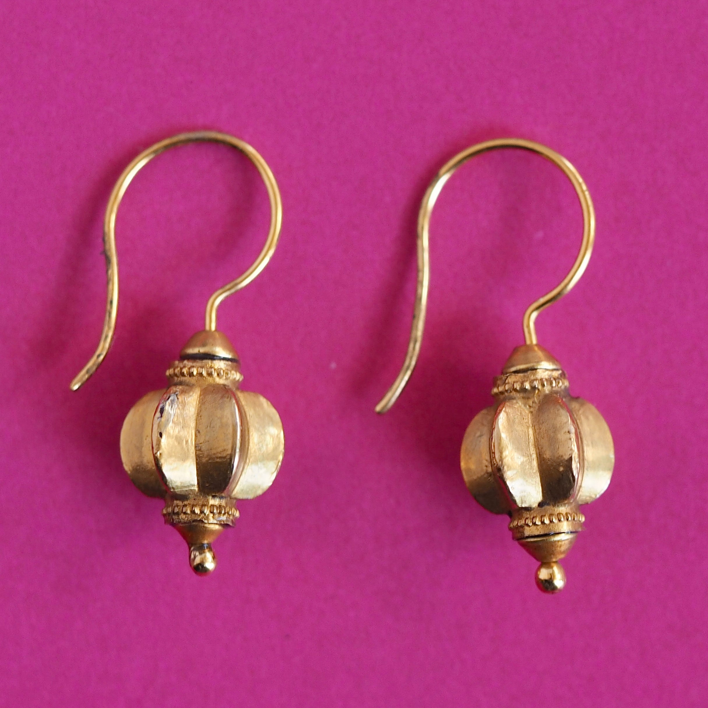 Vintage Indian 22k Gold Starfruit Earrings
