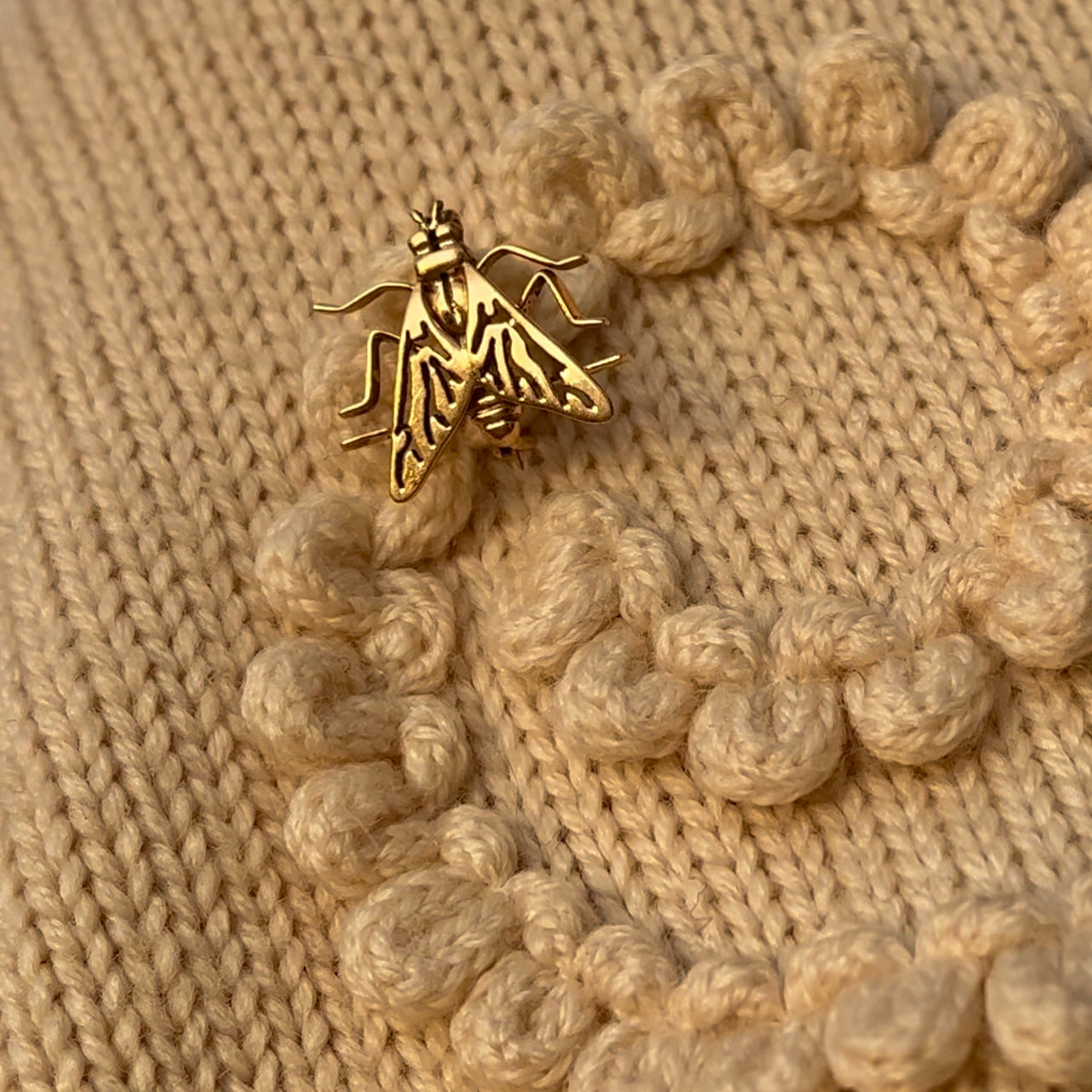Vintage 14k Gold Fly Pin