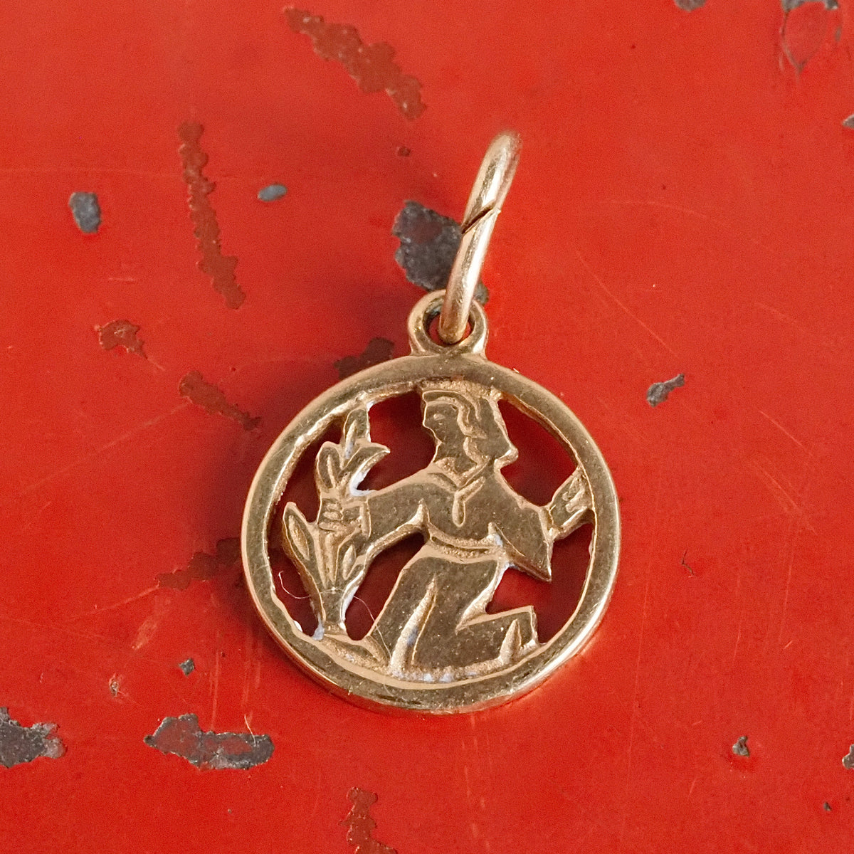Vintage Virgo 14k Gold Pendant