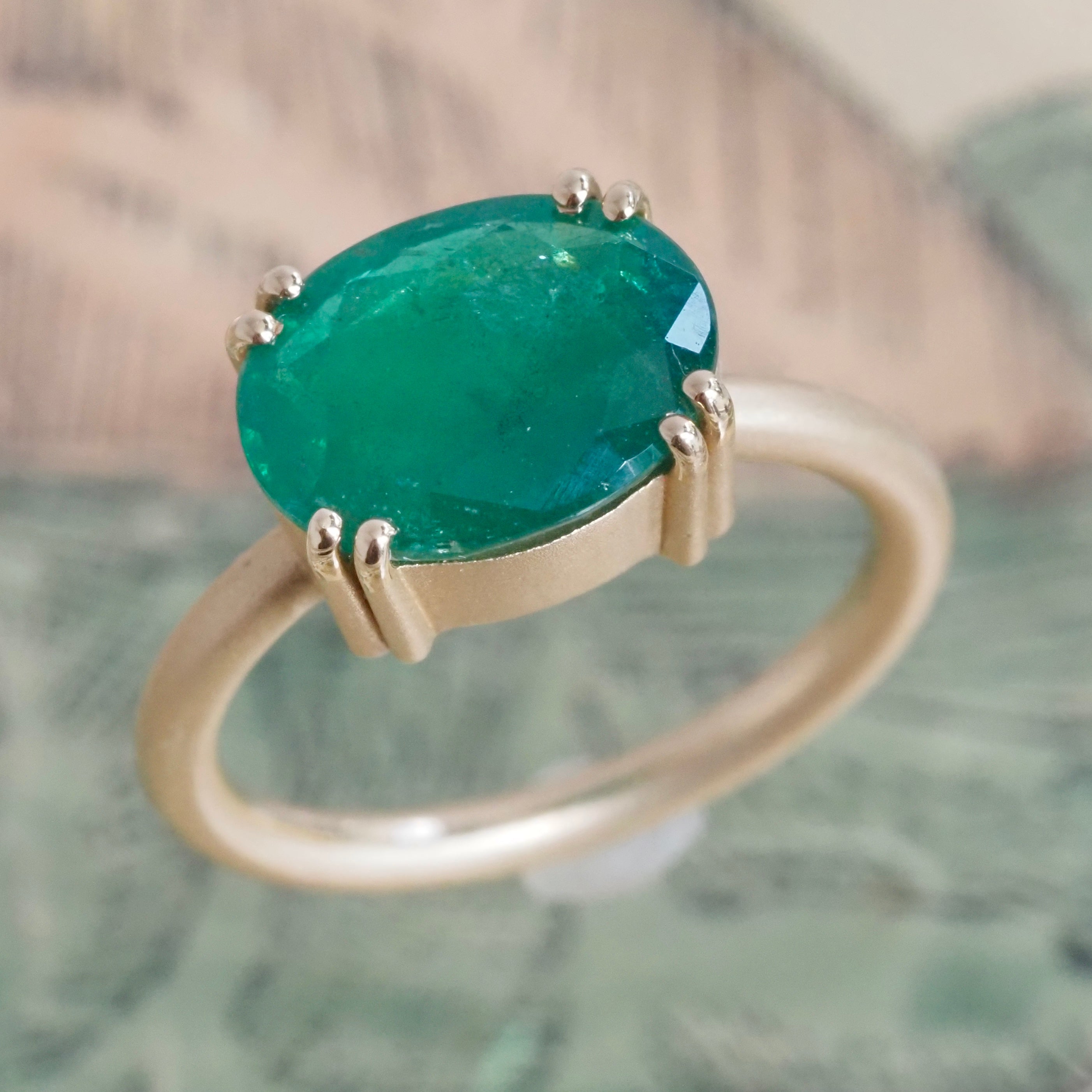Oval Emerald 14k Gold Ring