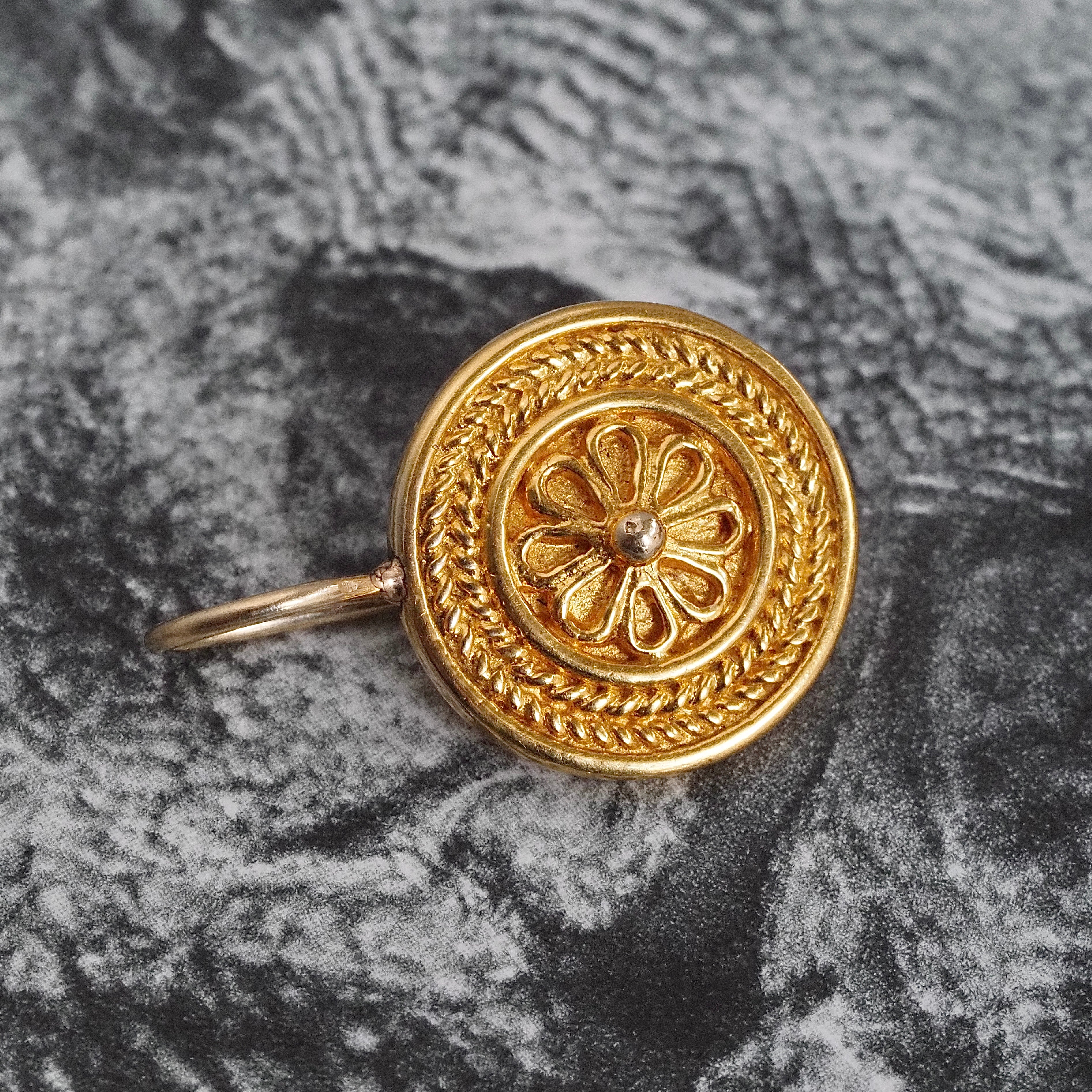 Vintage Ancient Greek Style 14k Gold Disc Earrings