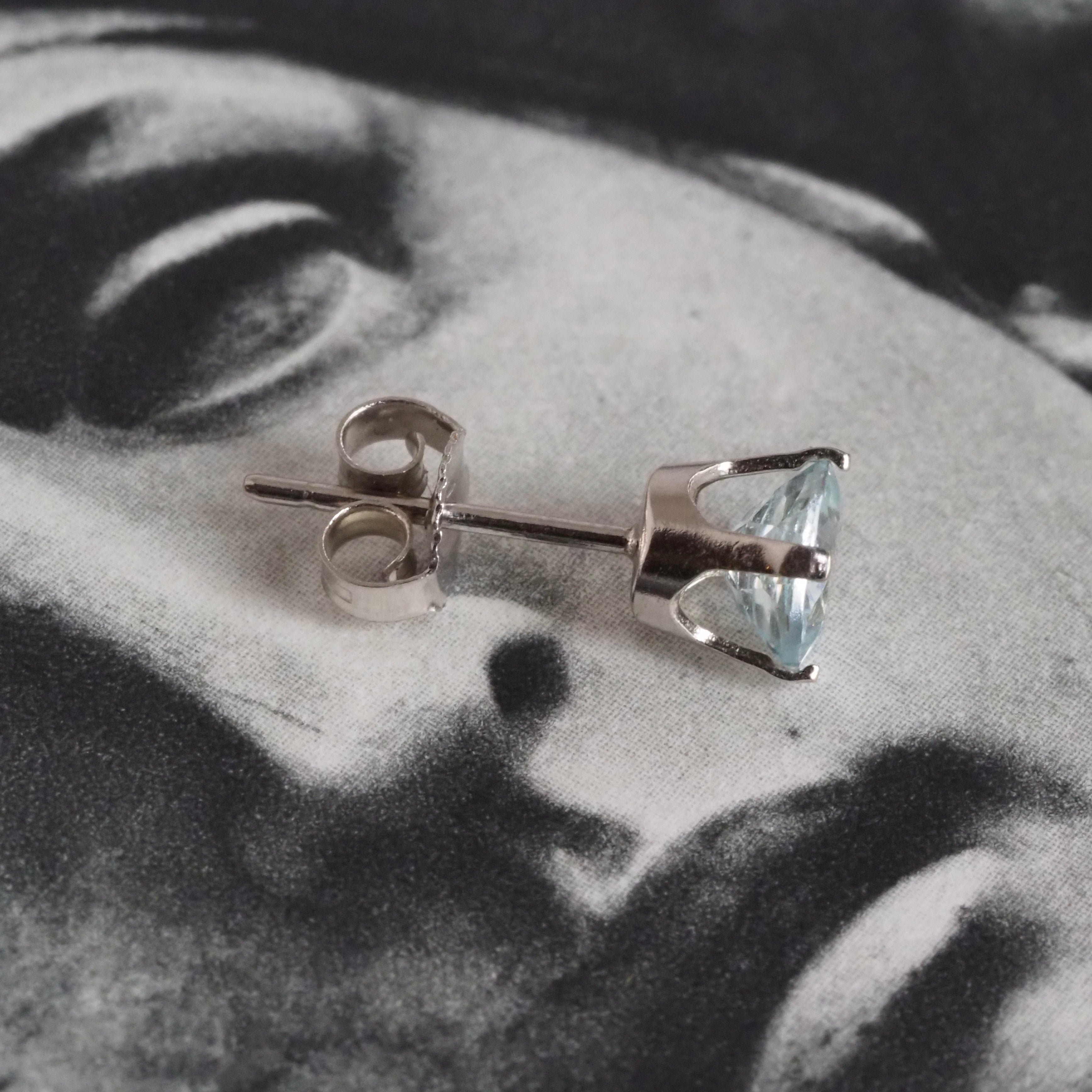 Vintage Aquamarine 14k White Gold Stud Earrings