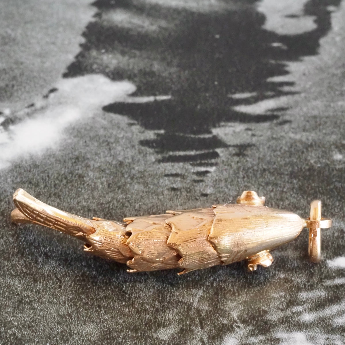 Vintage Articulated Fish 18k Gold Pendant