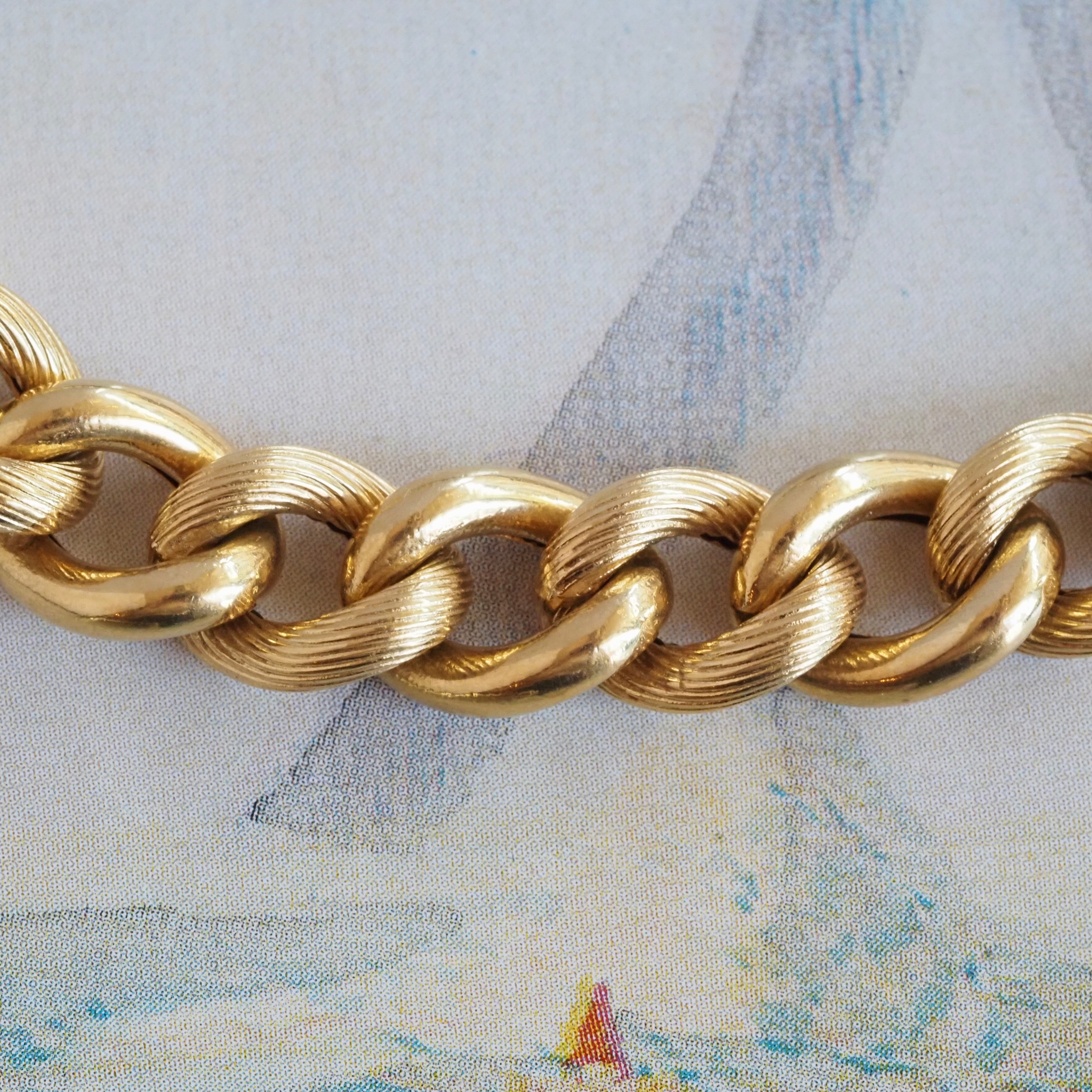 Vintage Italian 18k Gold Textured Curb Link Chain Bracelet