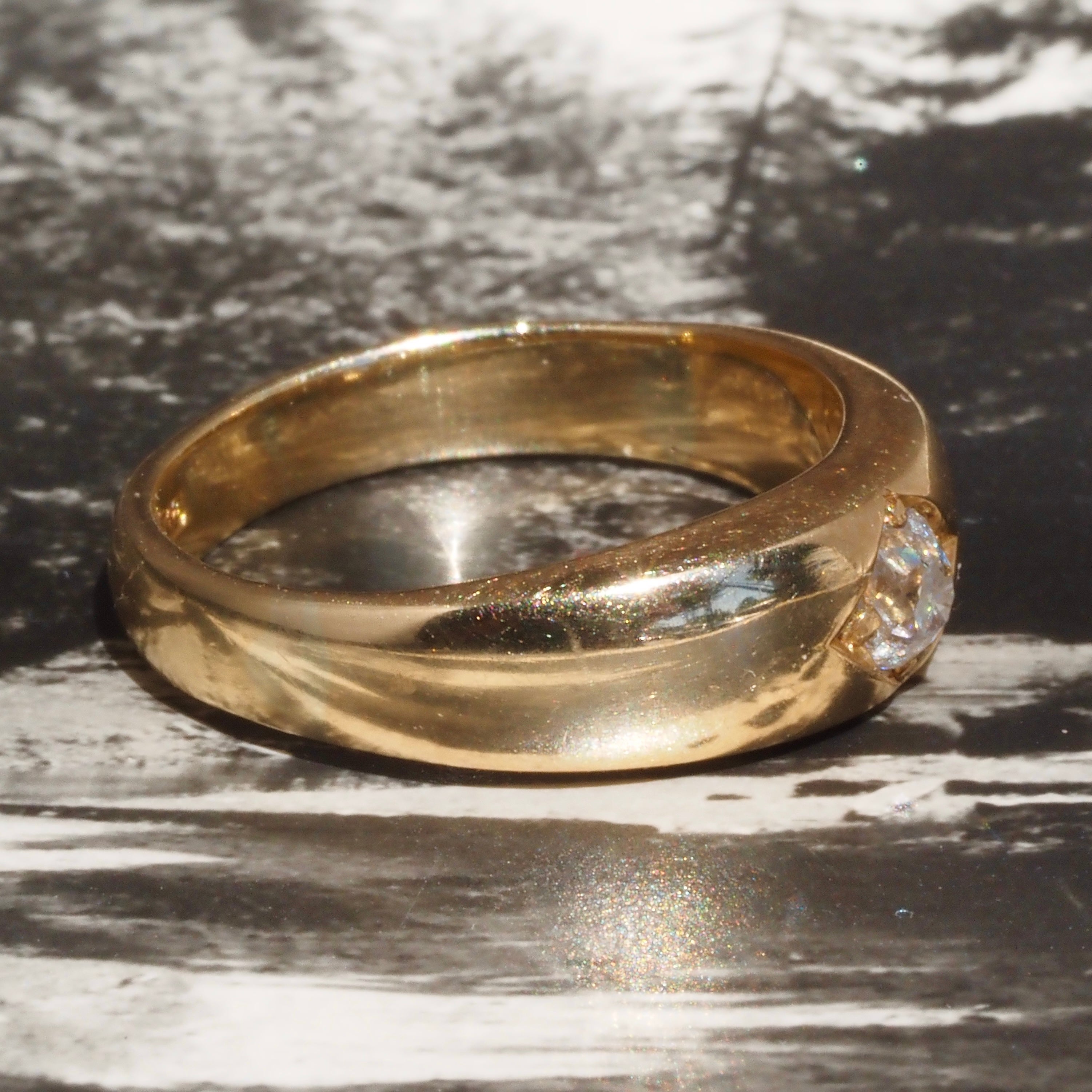 Antique English Cushion Old Mine Cut Diamond Flush Set 18k Gold Engagement Ring