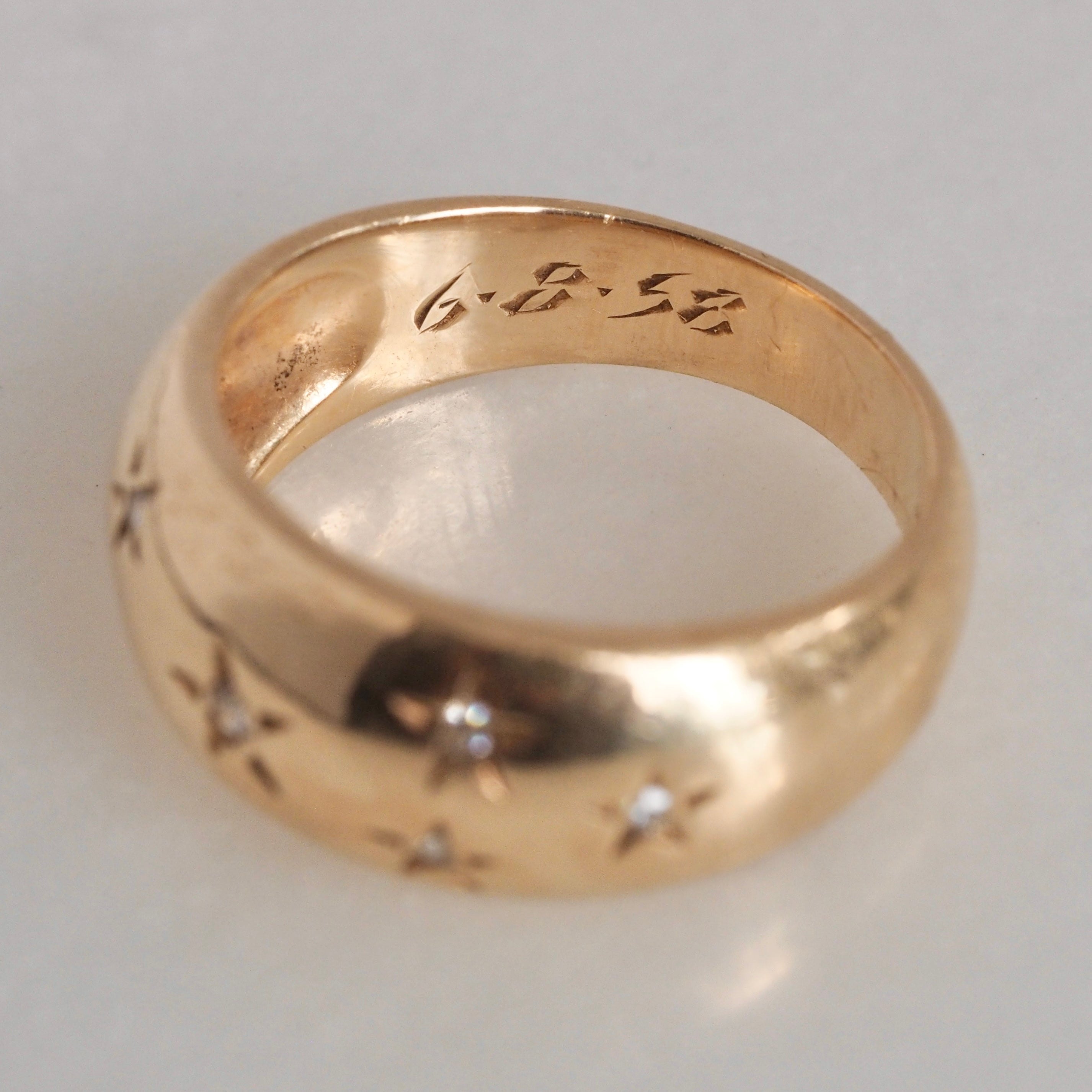 Midcentury Modern 14k Gold Diamond Starburst Dome Band