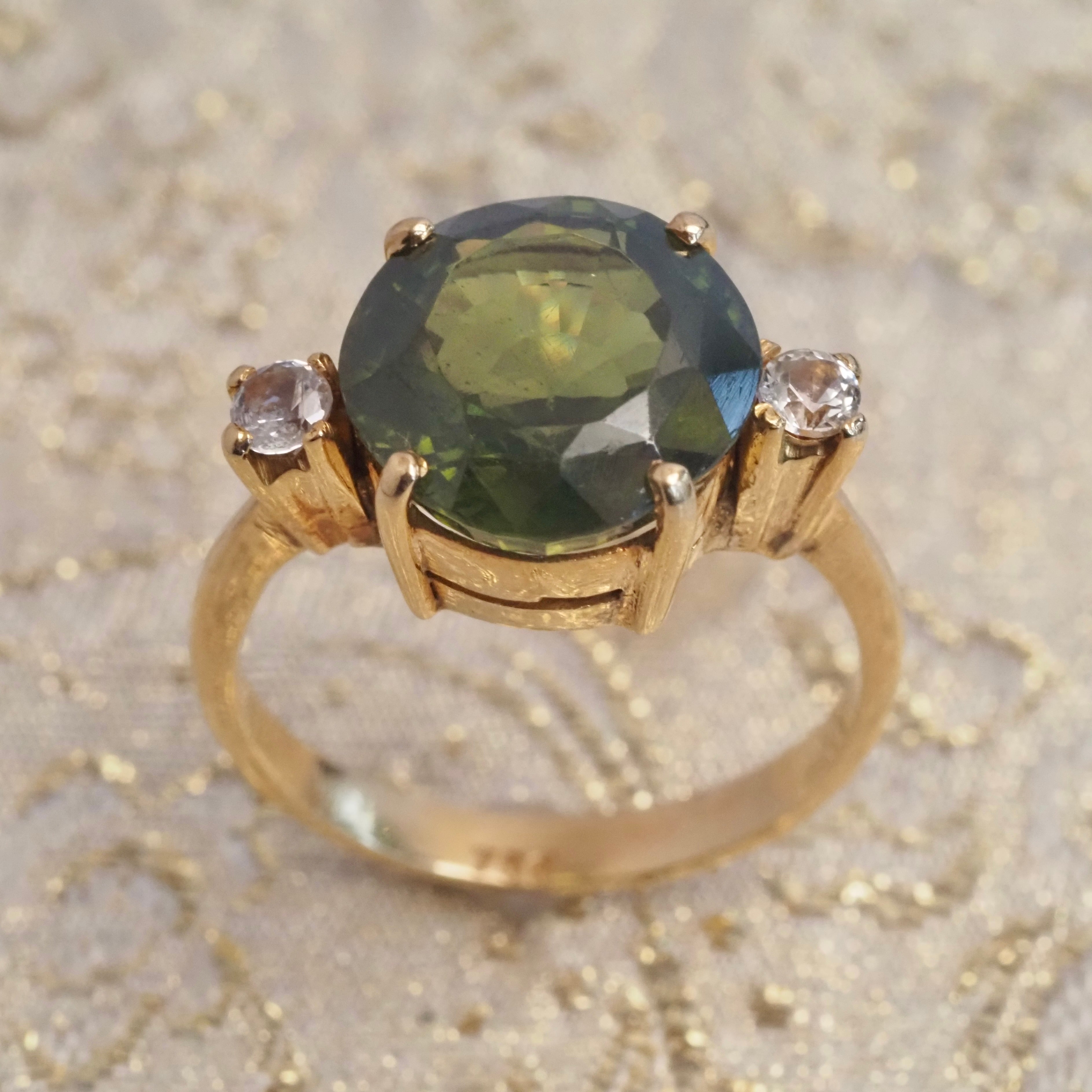 Vintage Chrysoberyl Diamond 18k Gold Ring