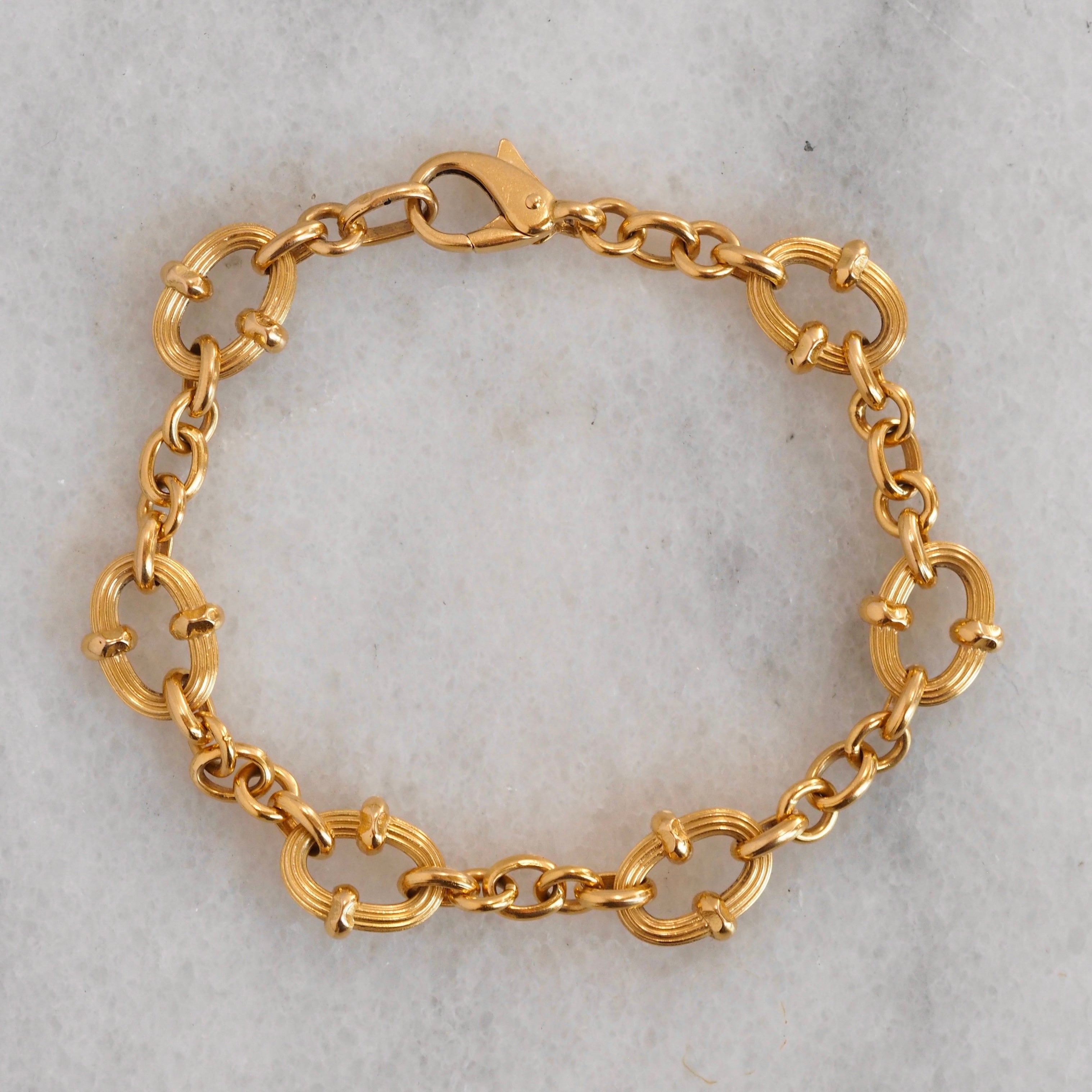 Vintage Portuguese 19k Gold Ridged 8" Chain Bracelet