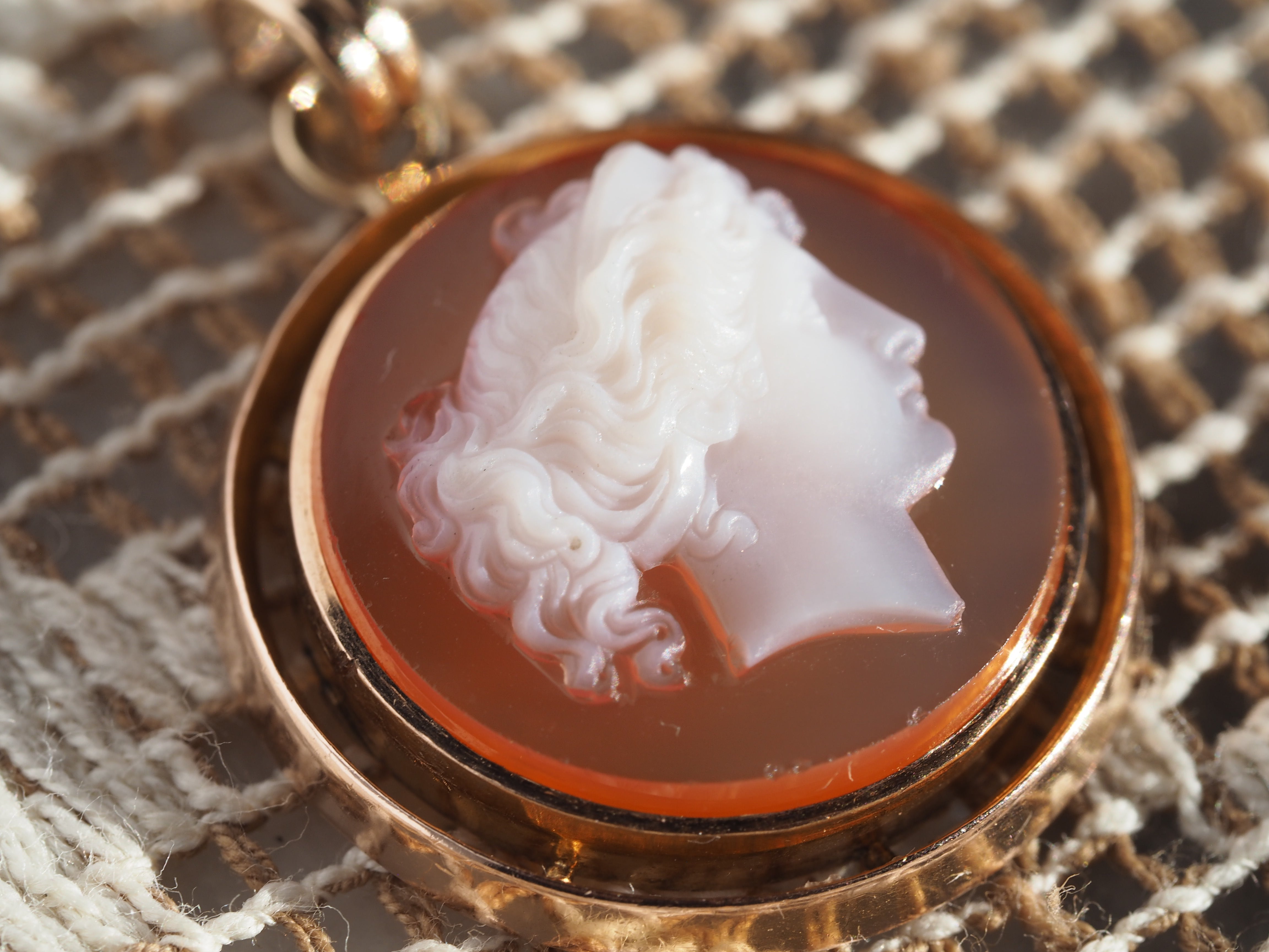 Antique Victorian 14k Gold Diana Hardstone Cameo Pendant