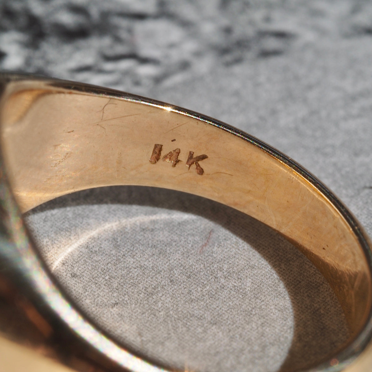 Vintage Citrine Crest Intaglio 14k Gold Signet Ring