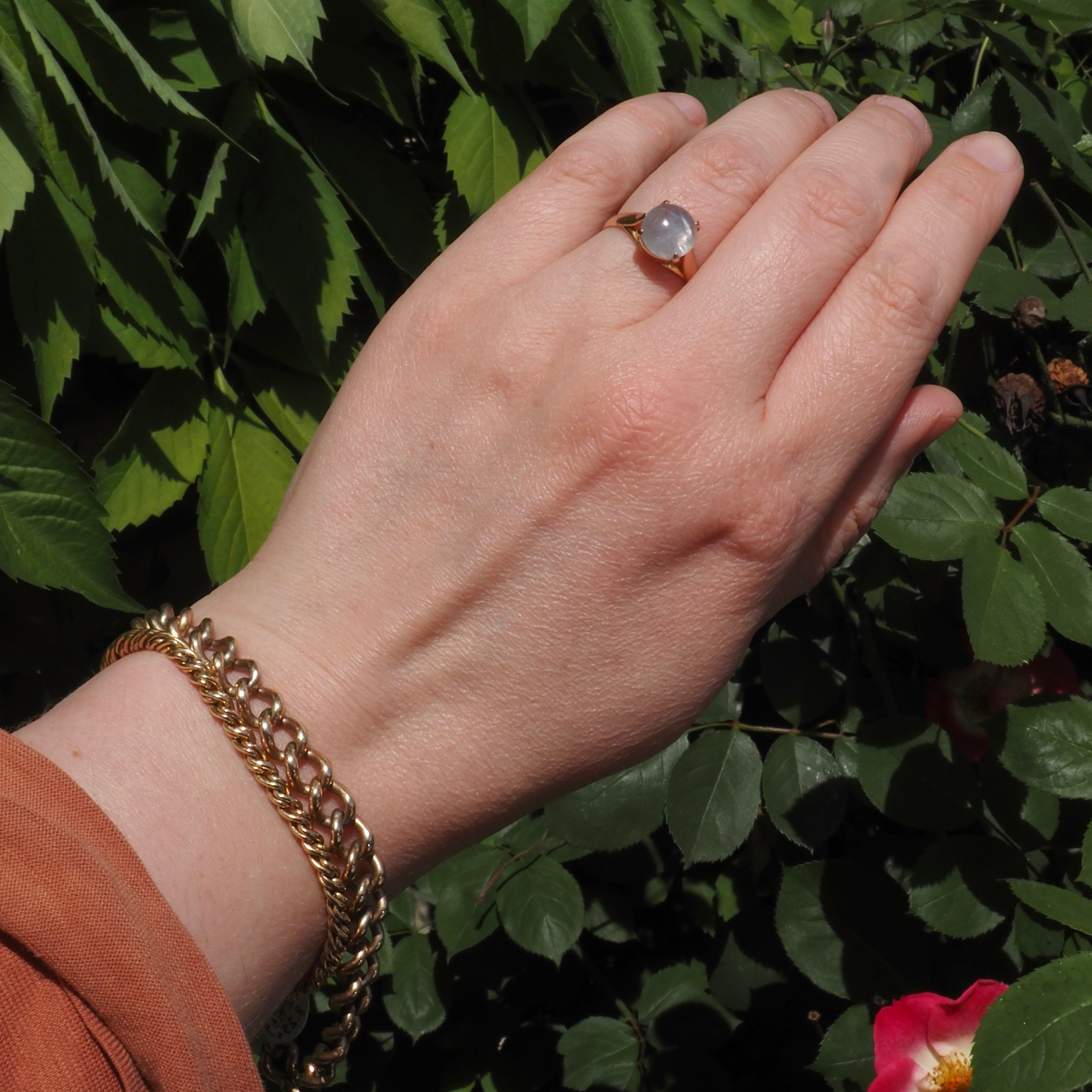 Vintage Natural Star Sapphire 18k Gold Ring