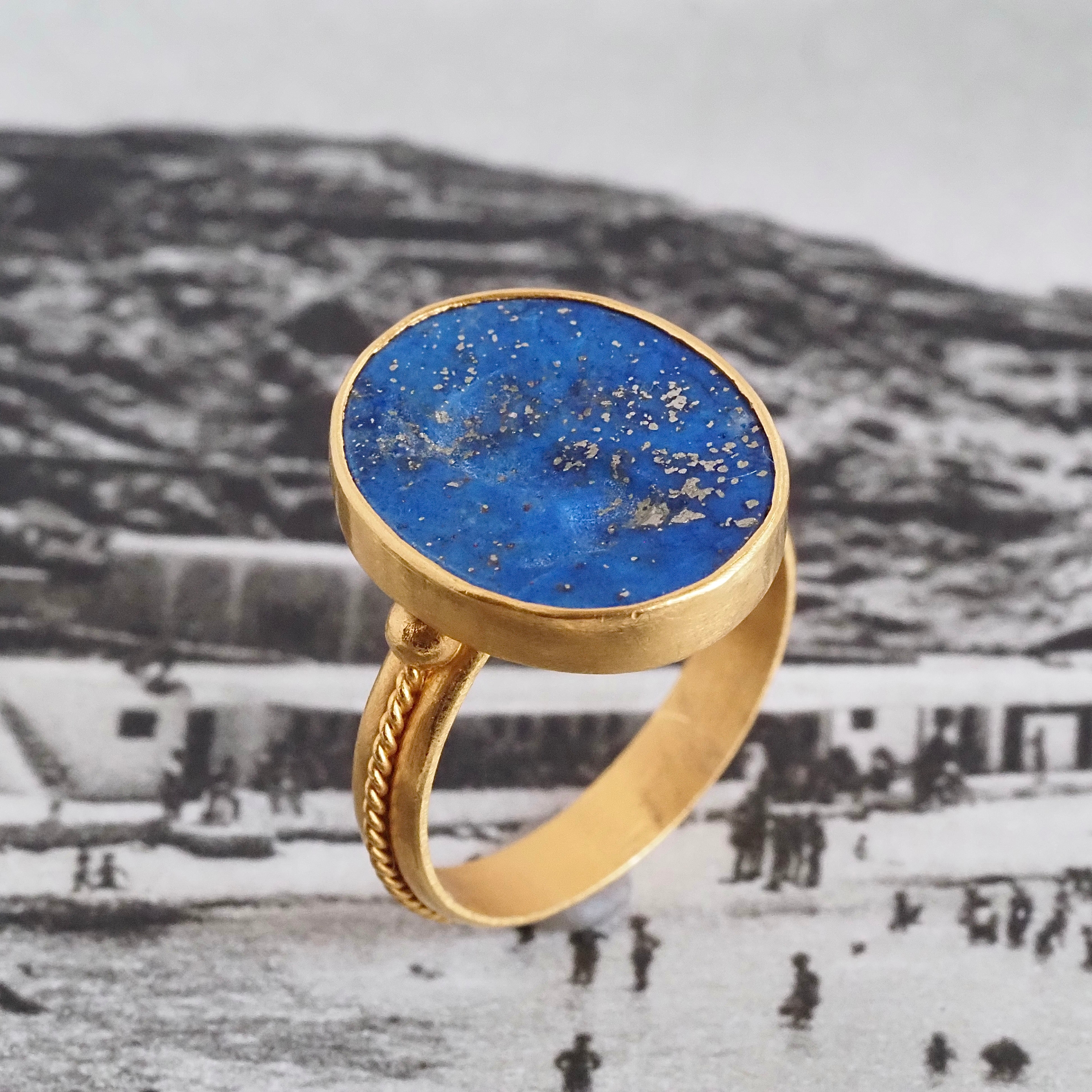 Vintage 22k Gold Lapis Goat Intaglio Ring