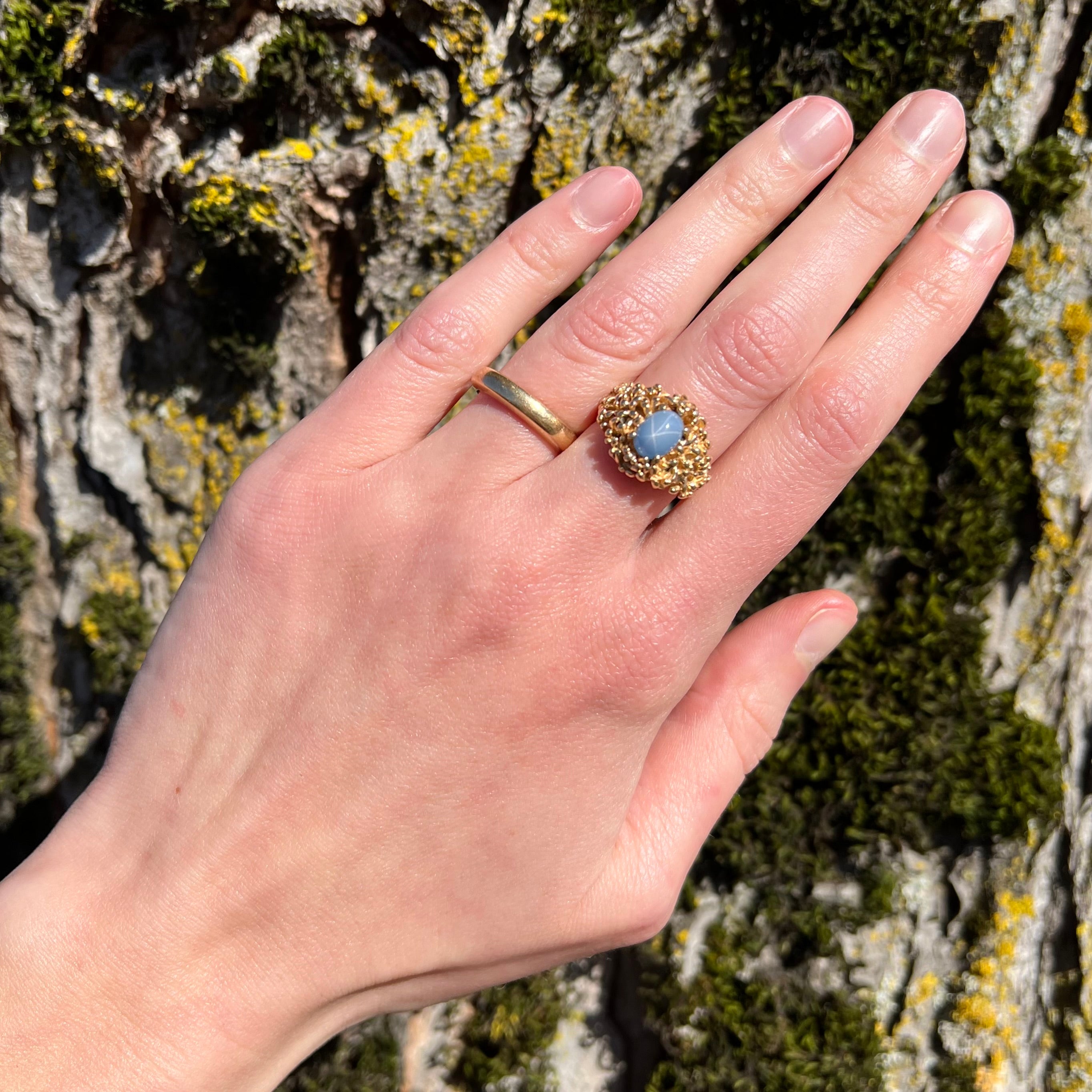 Vintage Brutalist 14k Gold Star Sapphire Ring