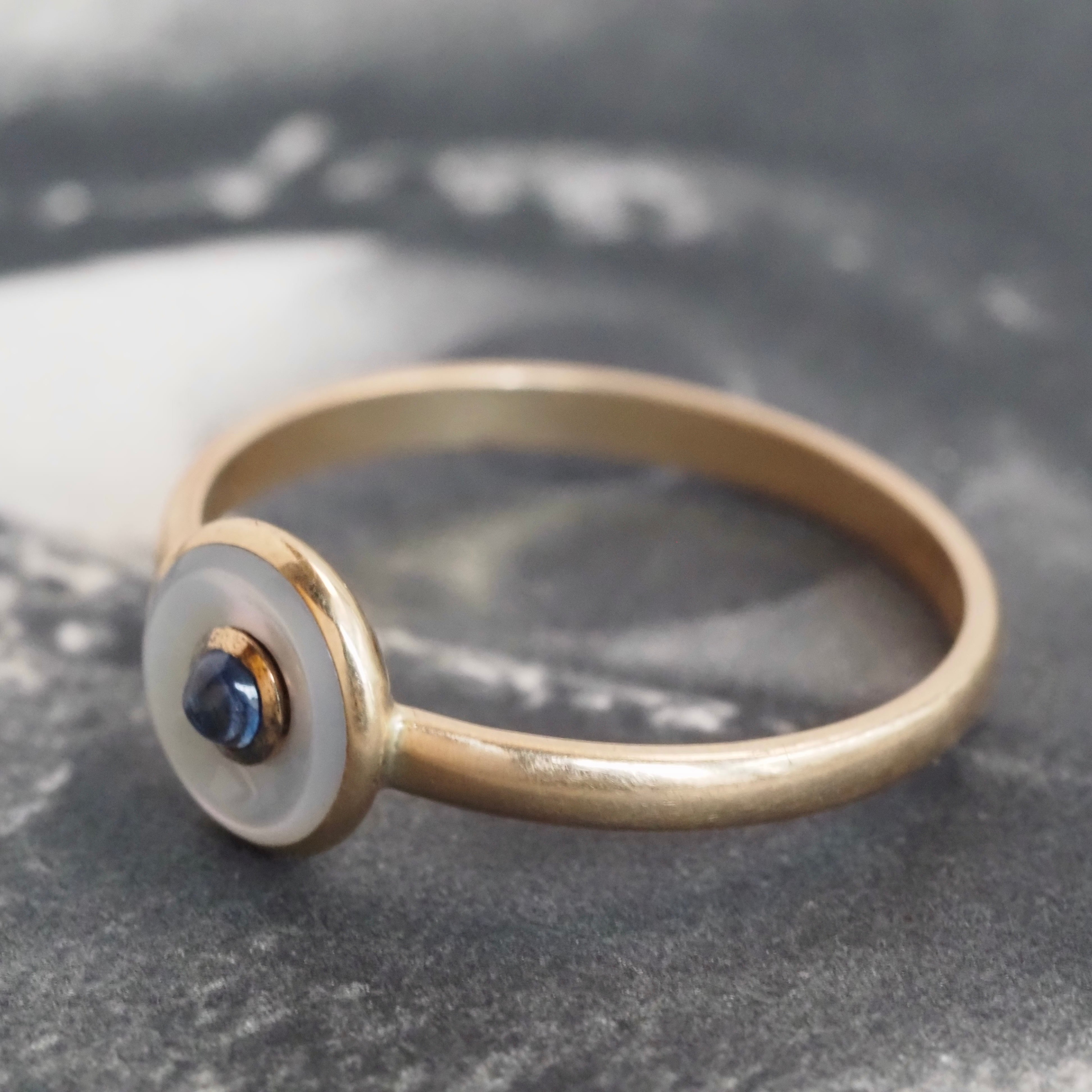 Vintage Sapphire Mother Of Pearl 14k Gold Ring