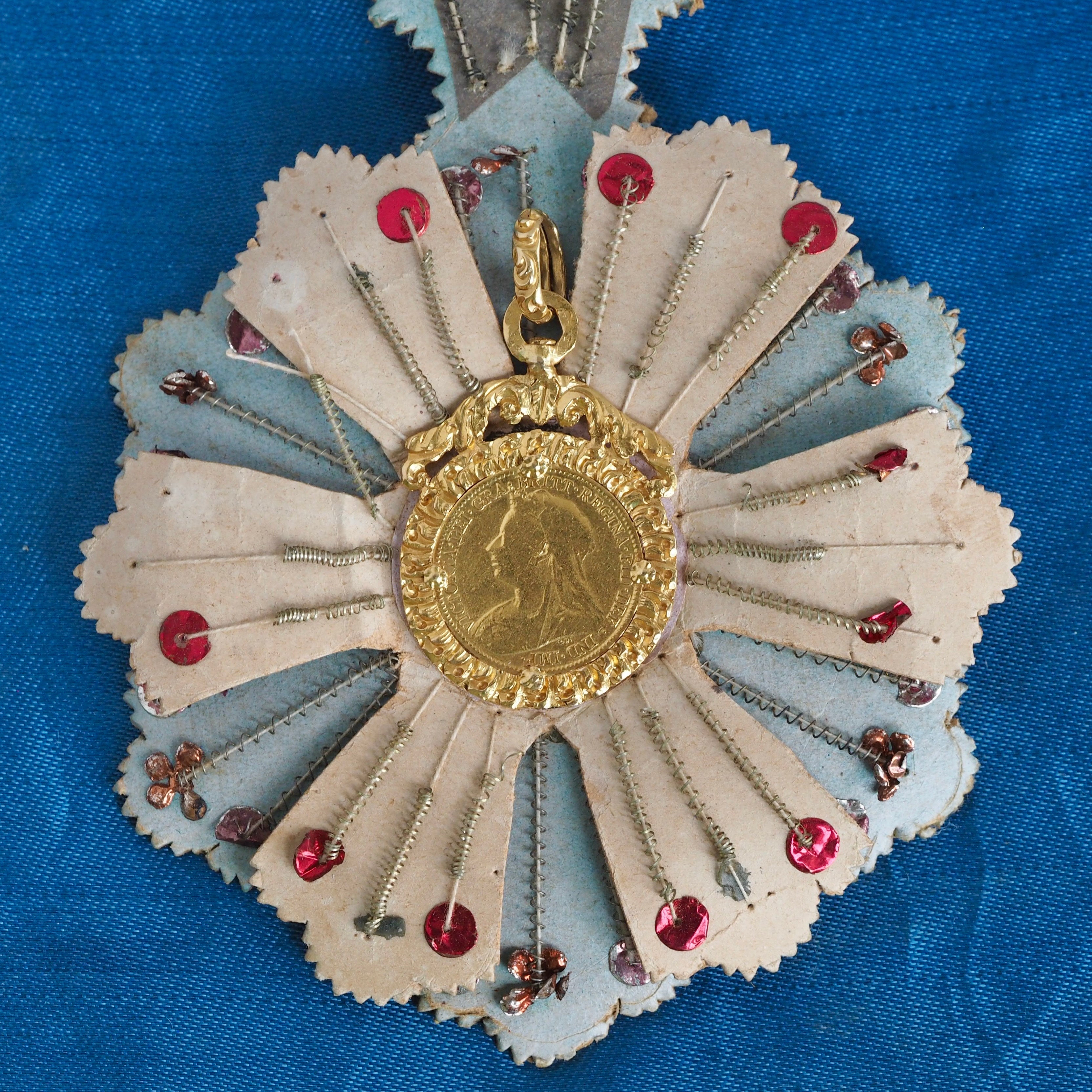 Antique Portuguese 22k Gold Queen Victoria Sovereign Coin Pendant c. 1895