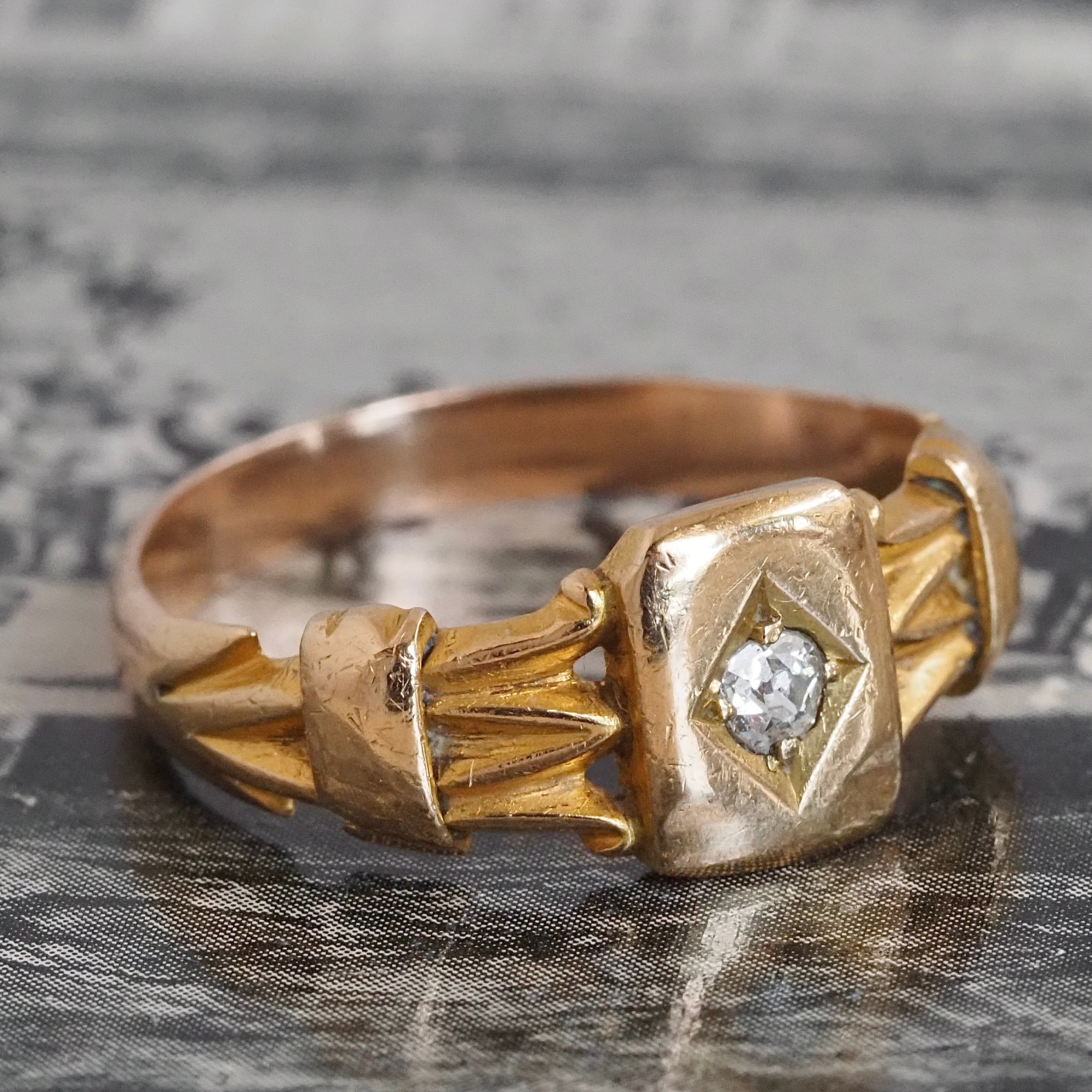Antique Old Mine Cut Diamond 18k Gold Ornate Signet Ring