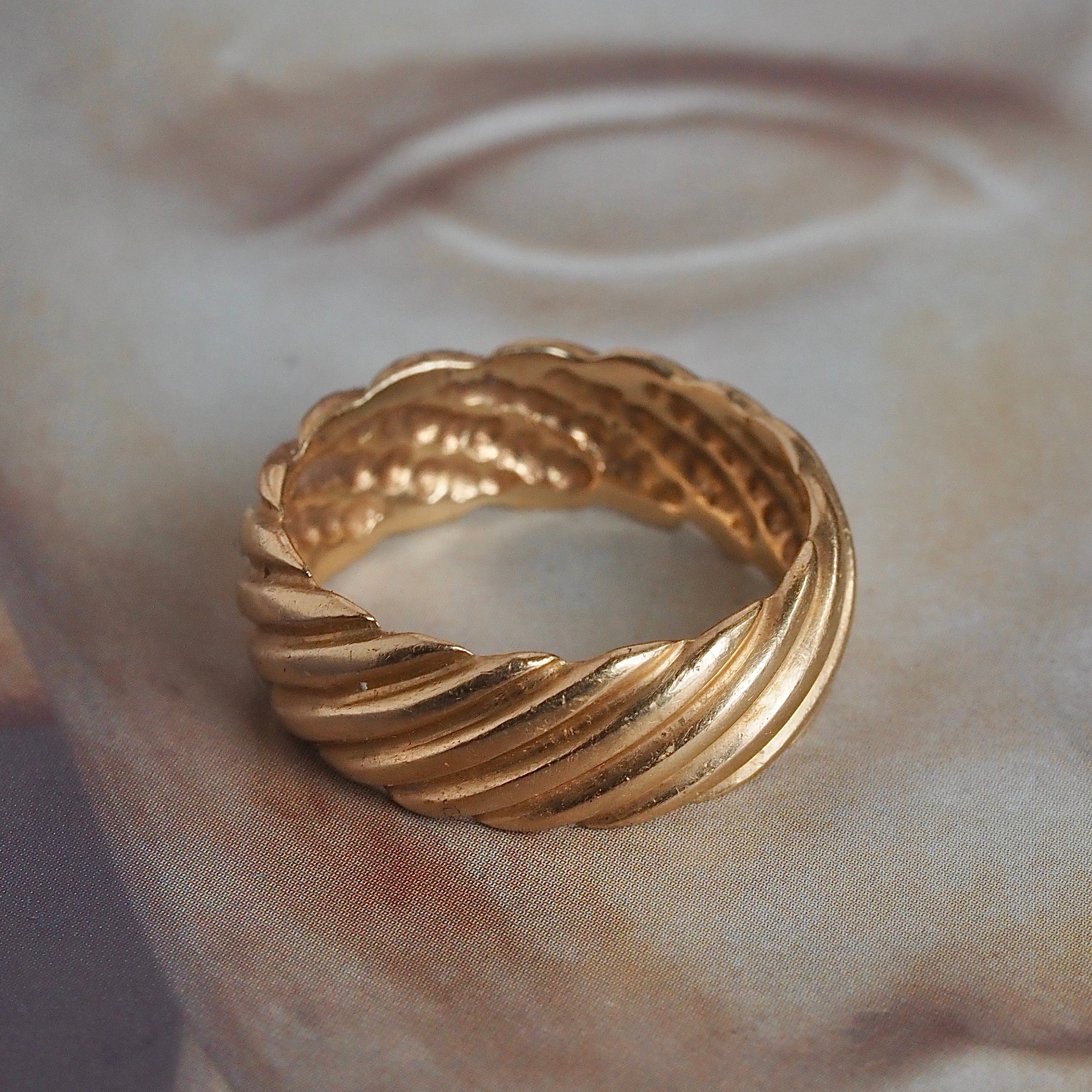 Vintage 14k Gold Ribbed Cigar Band