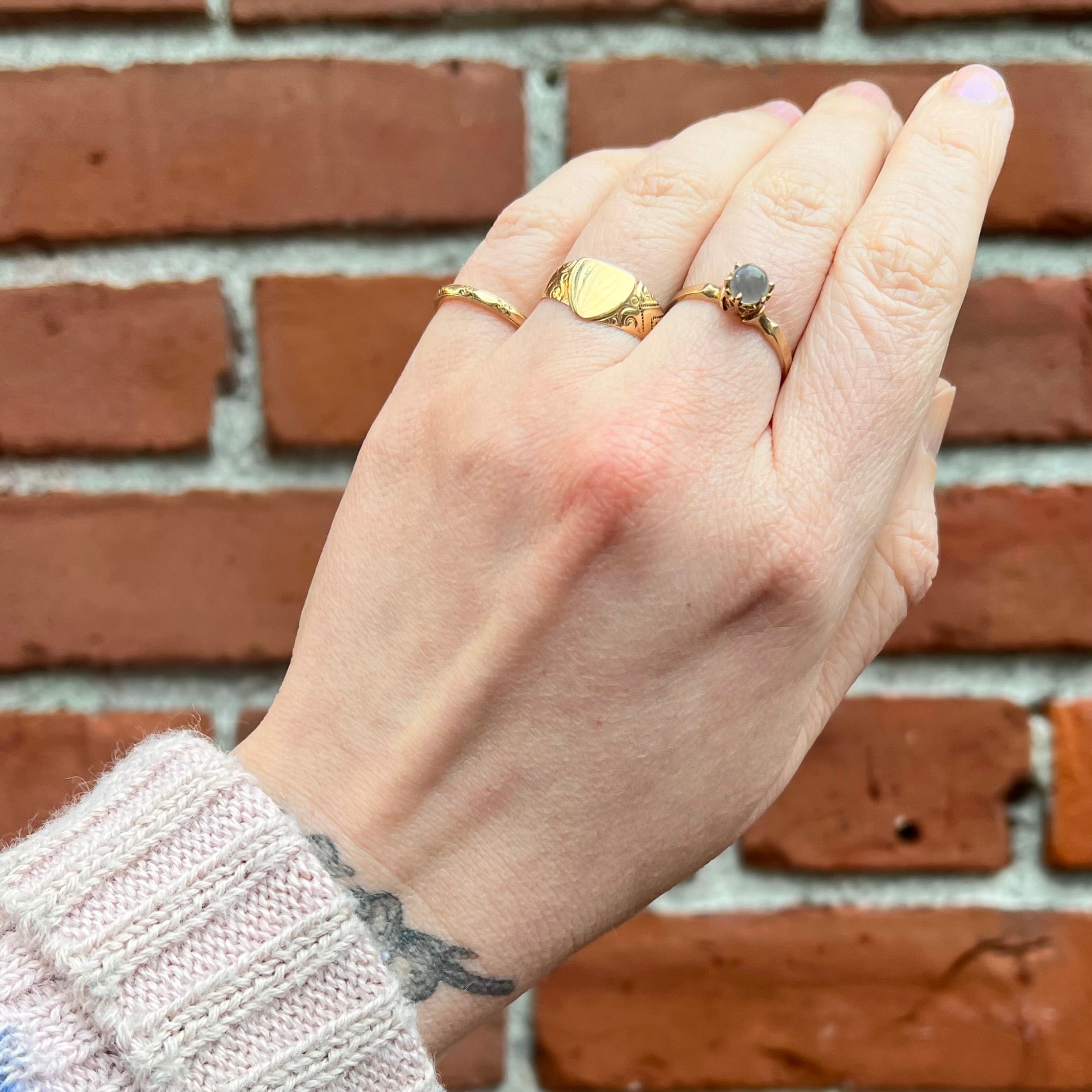 Antique Victorian 10k Gold Moonstone Sphere Ring