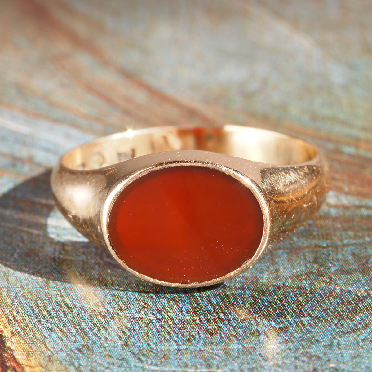 Antique c.1920 Swedish Carnelian 18k Gold Signet Ring
