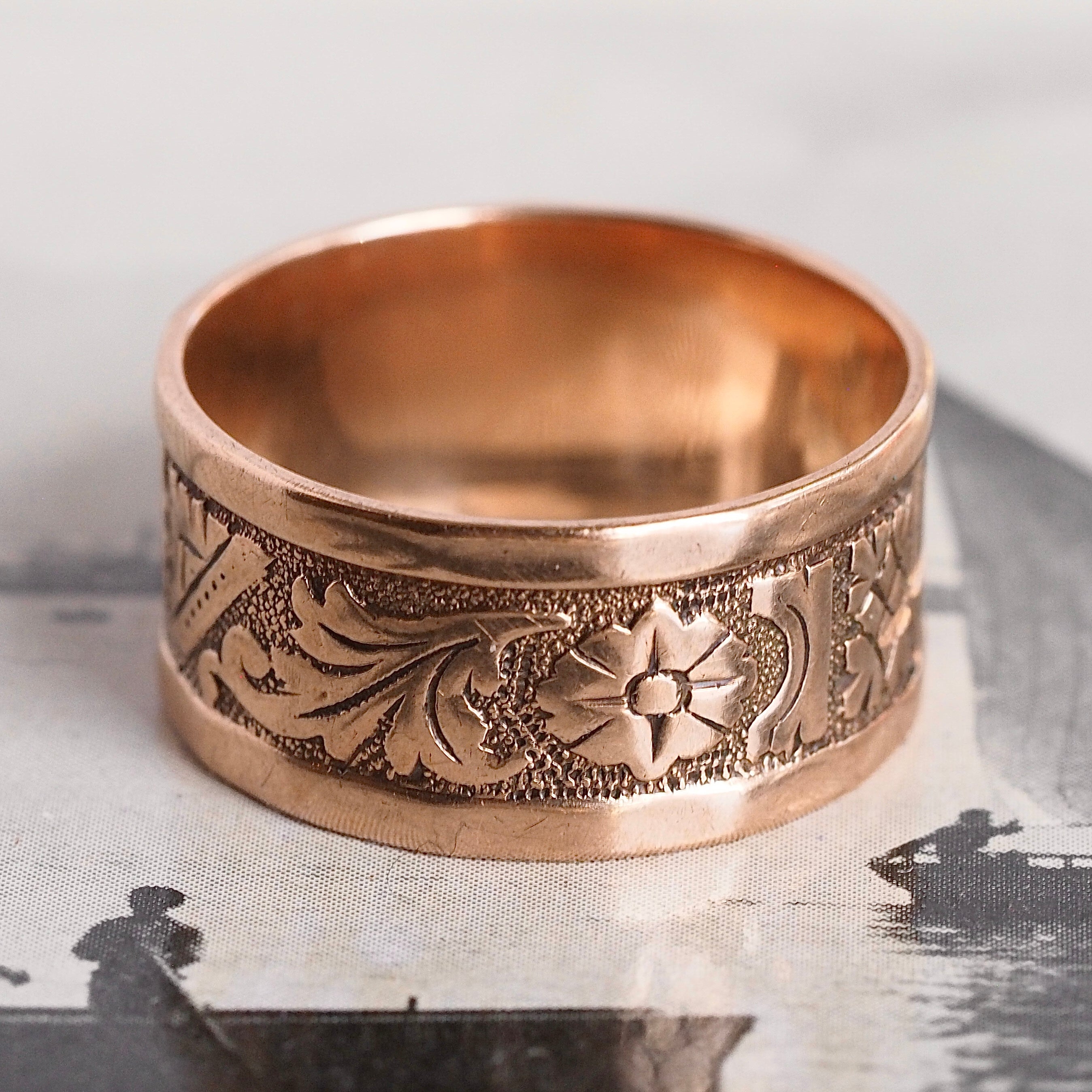 Antique Victorian 10k Gold Floral Cigar Band