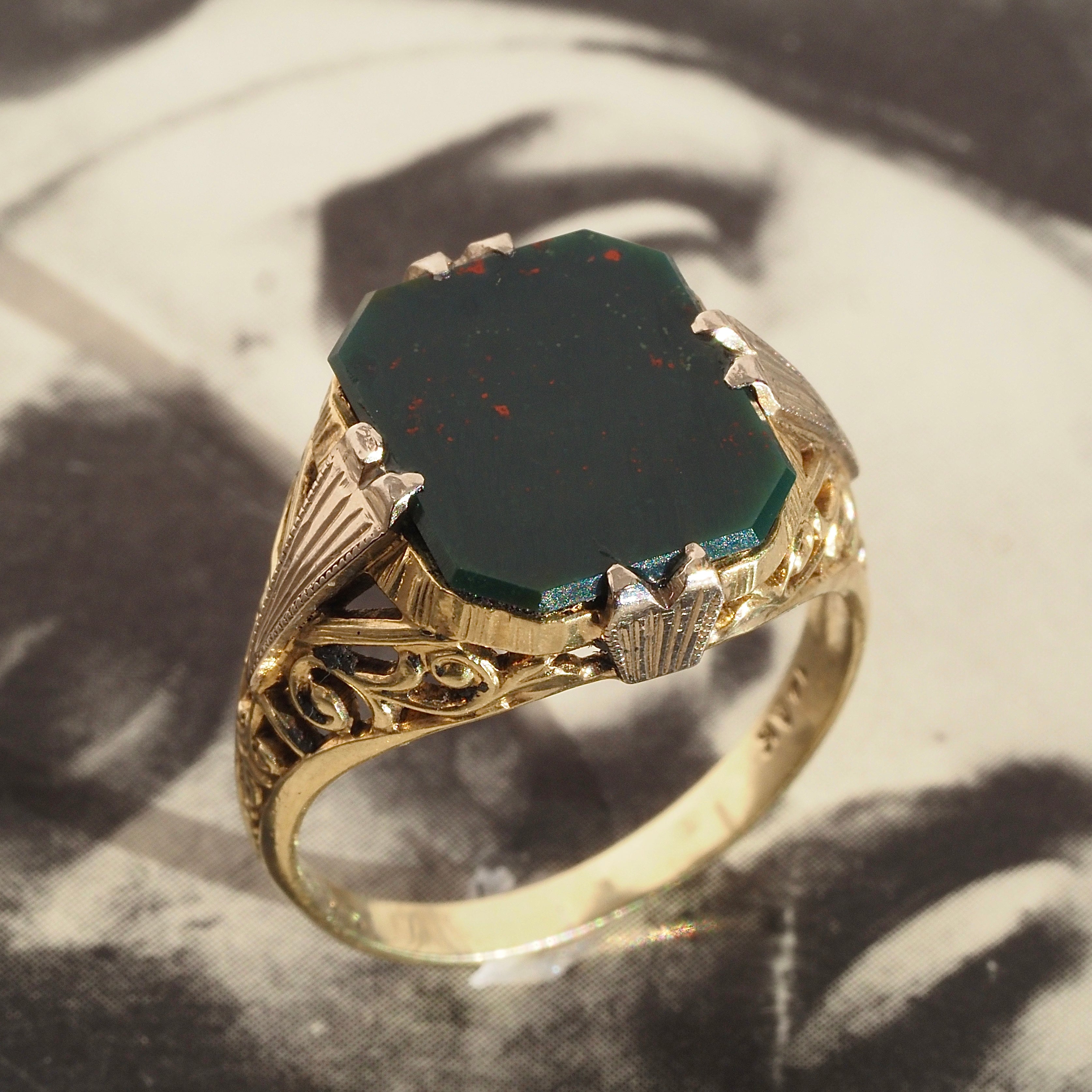 Antique Bloodstone 14k Gold Two-Tone Filigree Ring