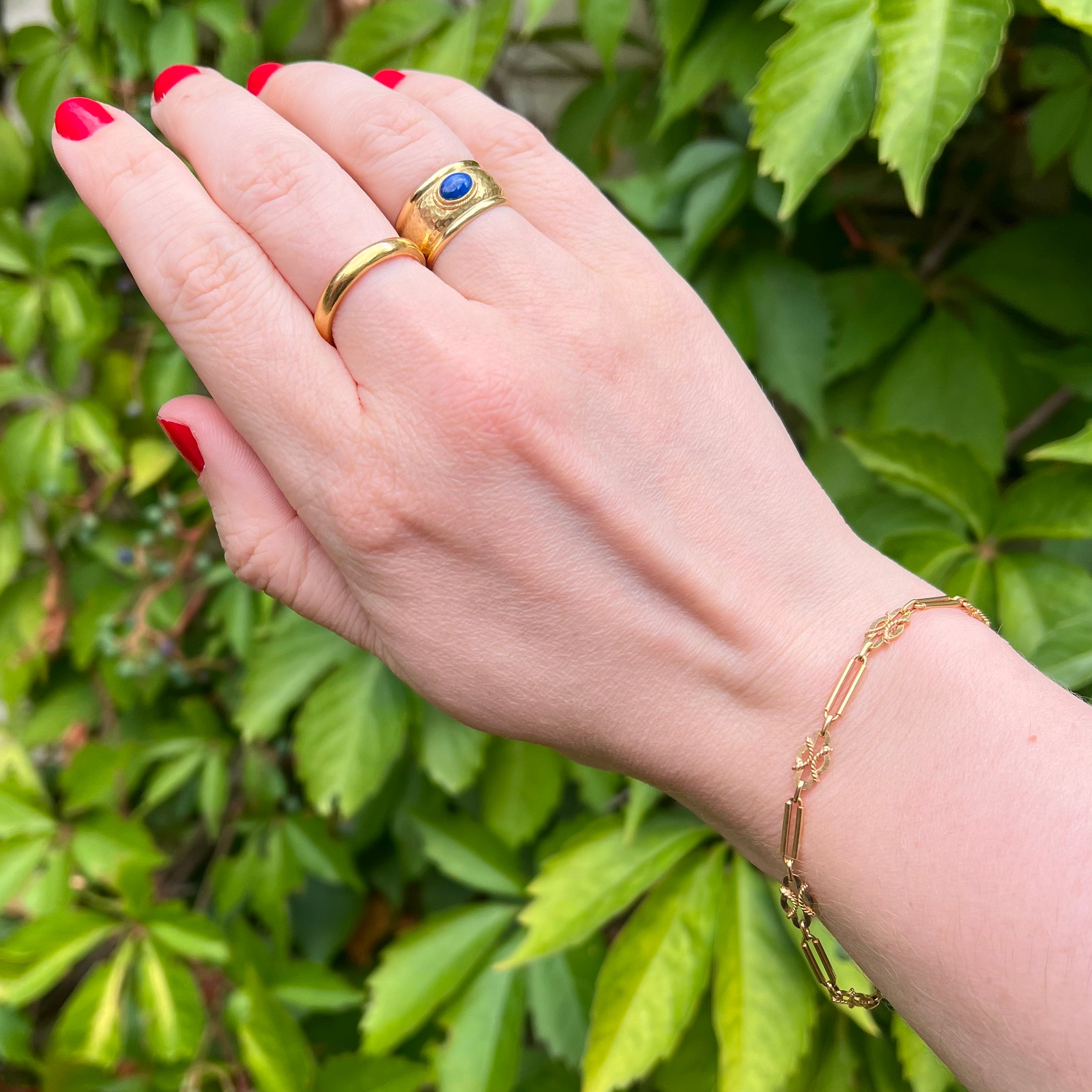 Vintage Portuguese 19k Gold Hammered Lapis Ring
