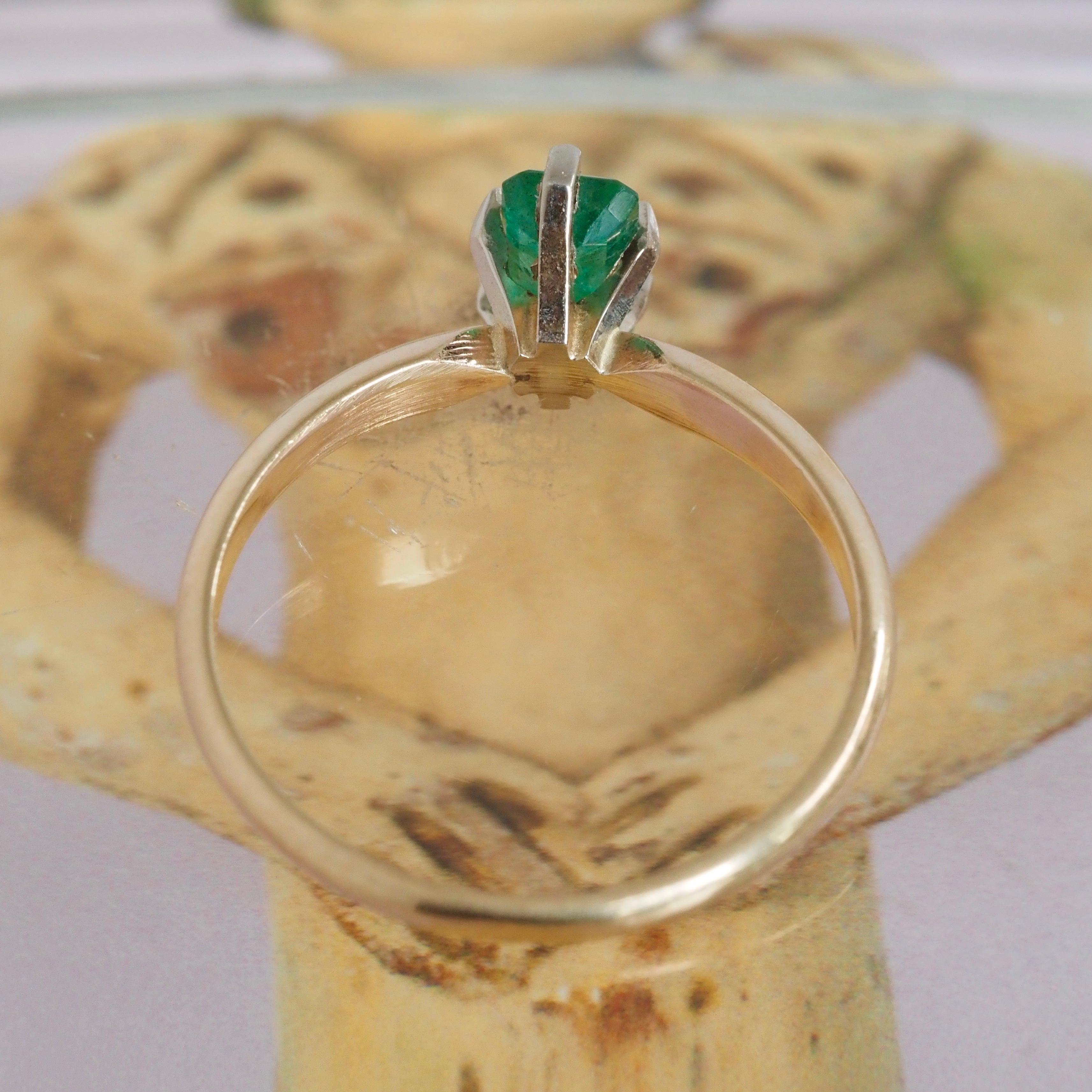 Vintage Natural Emerald 14k Gold Solitaire Ring