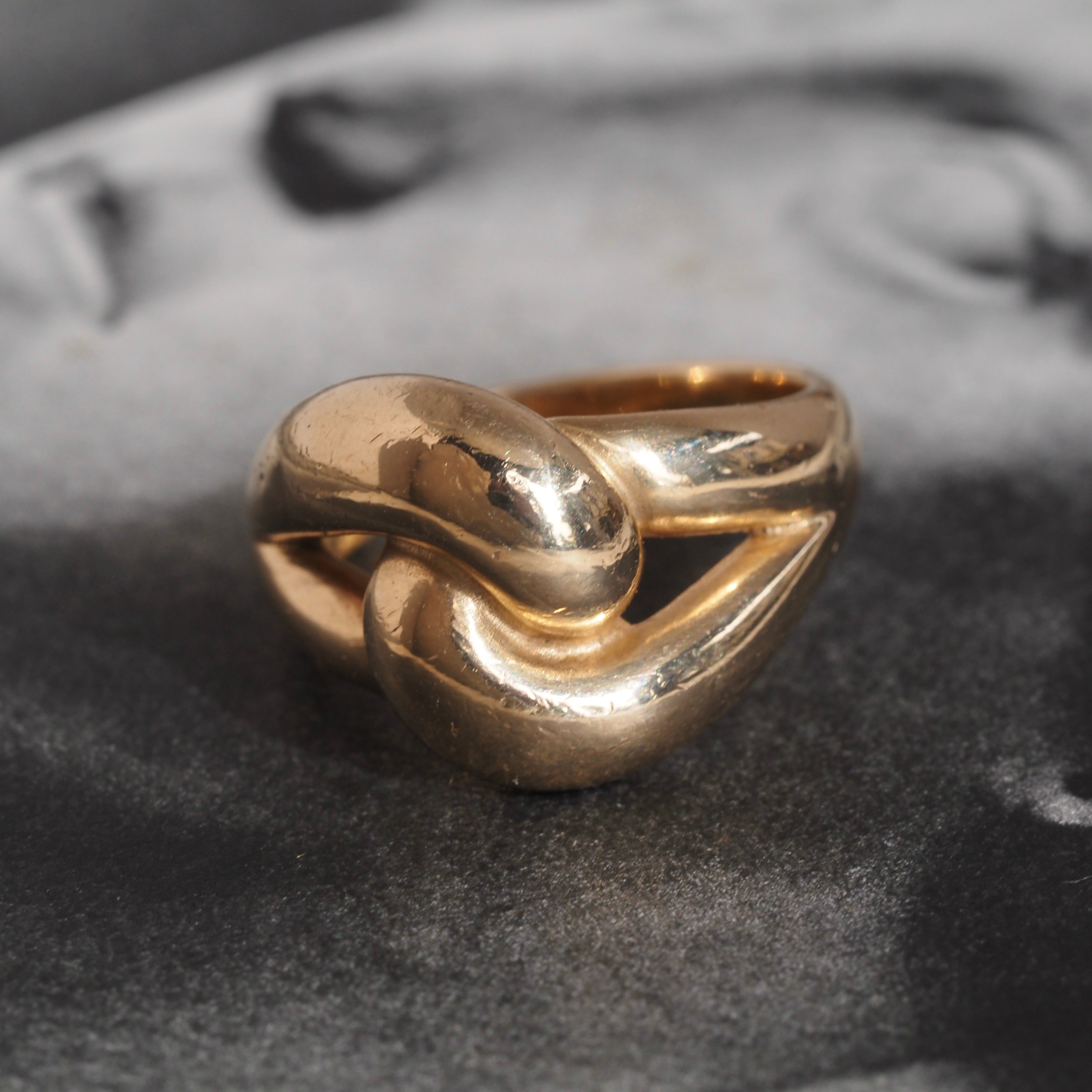 Vintage James Avery 14k Gold Large Knot Ring