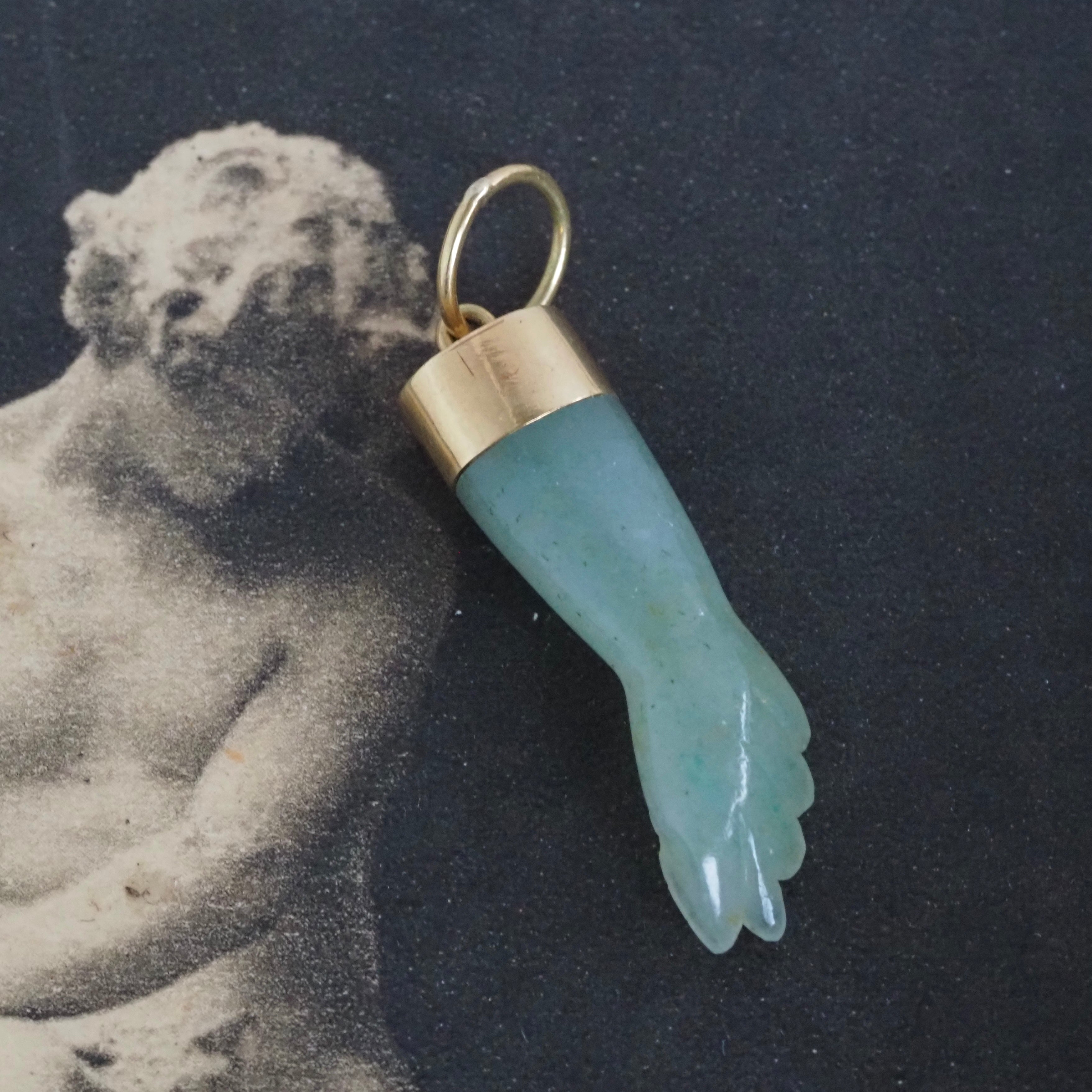 Vintage 18k Gold Jade Mano Figa Pendant