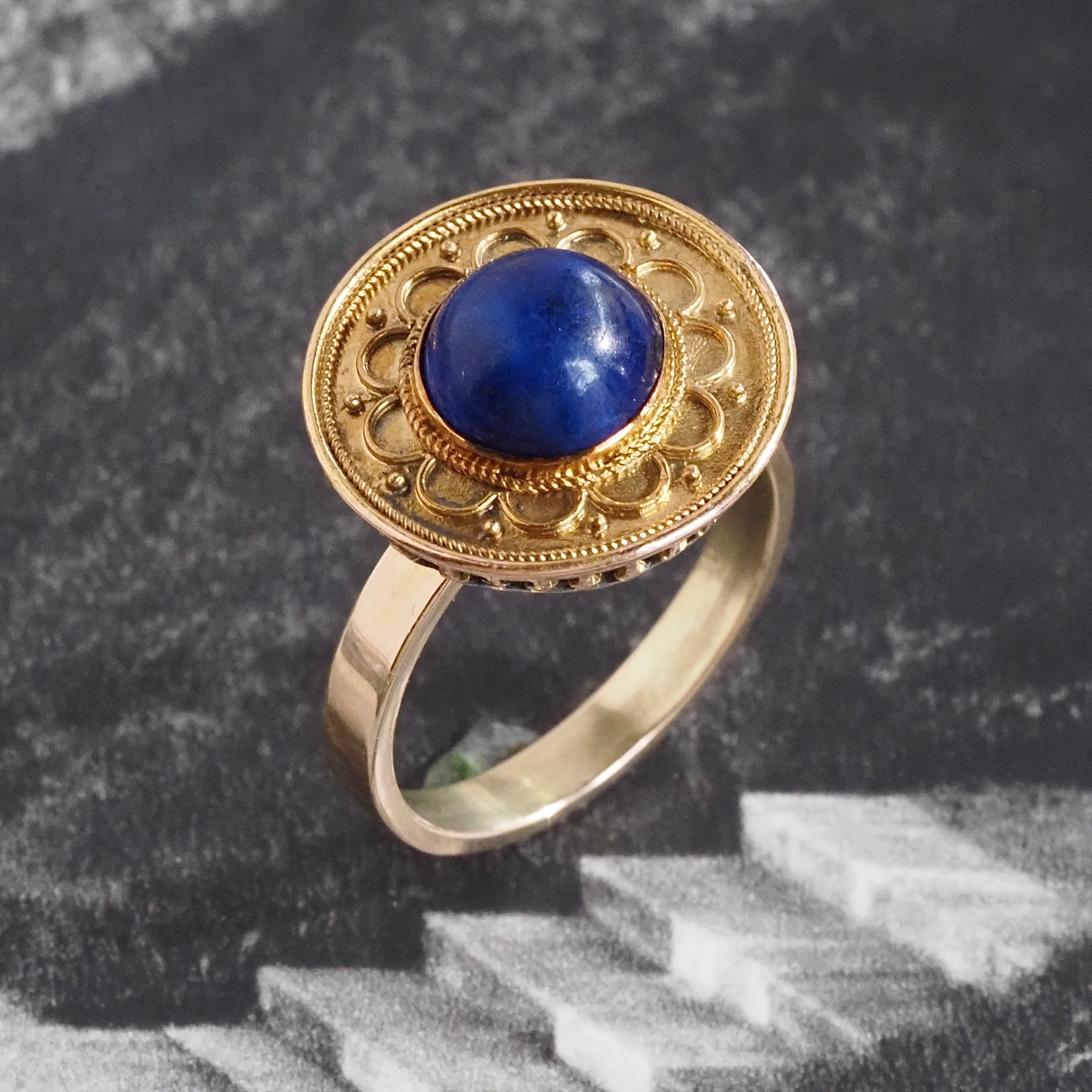 Antique Victorian Etruscan Revival Lapis 14k Gold Disc Ring