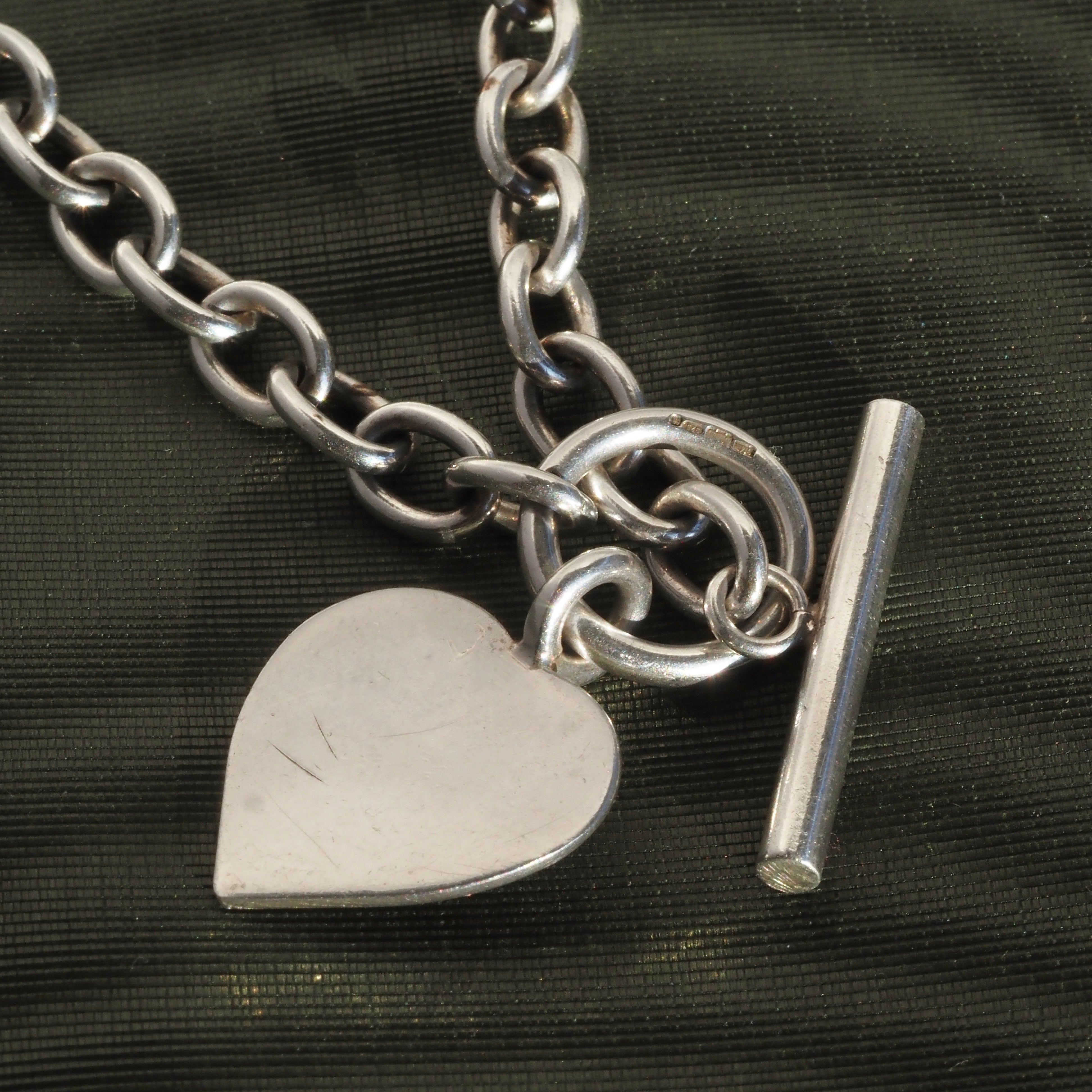 Vintage English Sterling Silver Heart Toggle Cable Link Chain Necklace