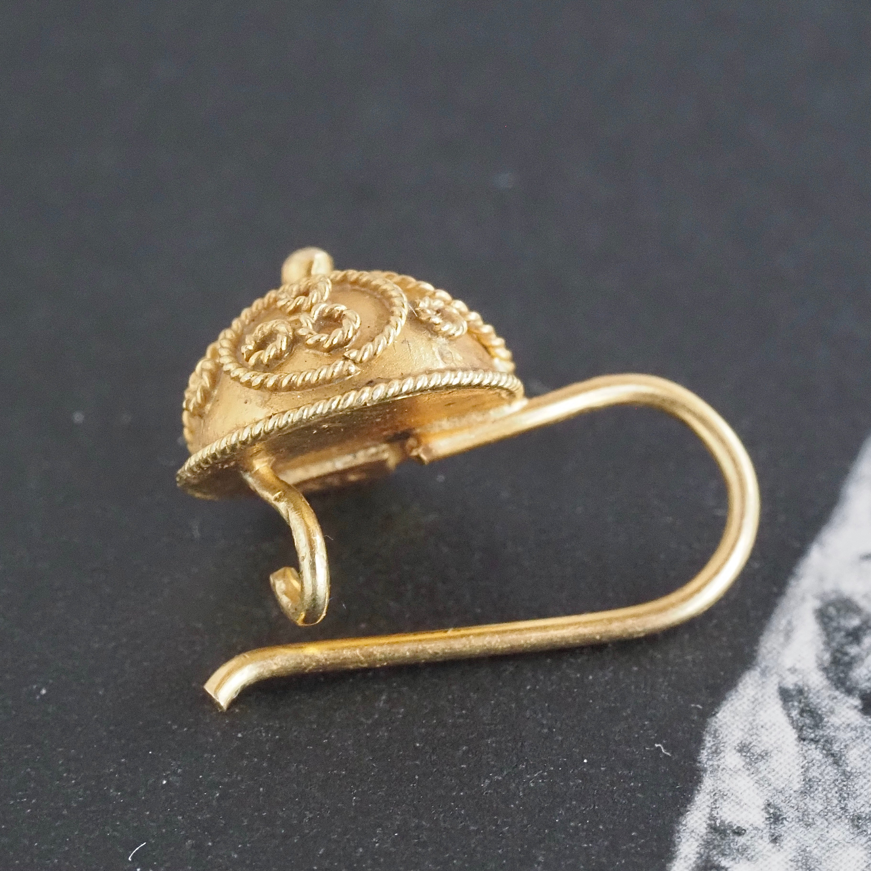 Vintage Ancient Greek Style Filigree 18k Gold Earrings