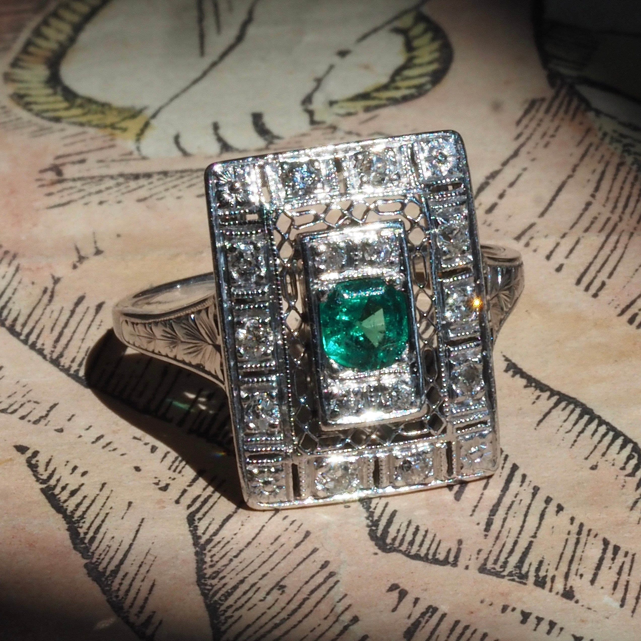 Antique Art Deco Emerald and Diamond 14K White Gold Ring