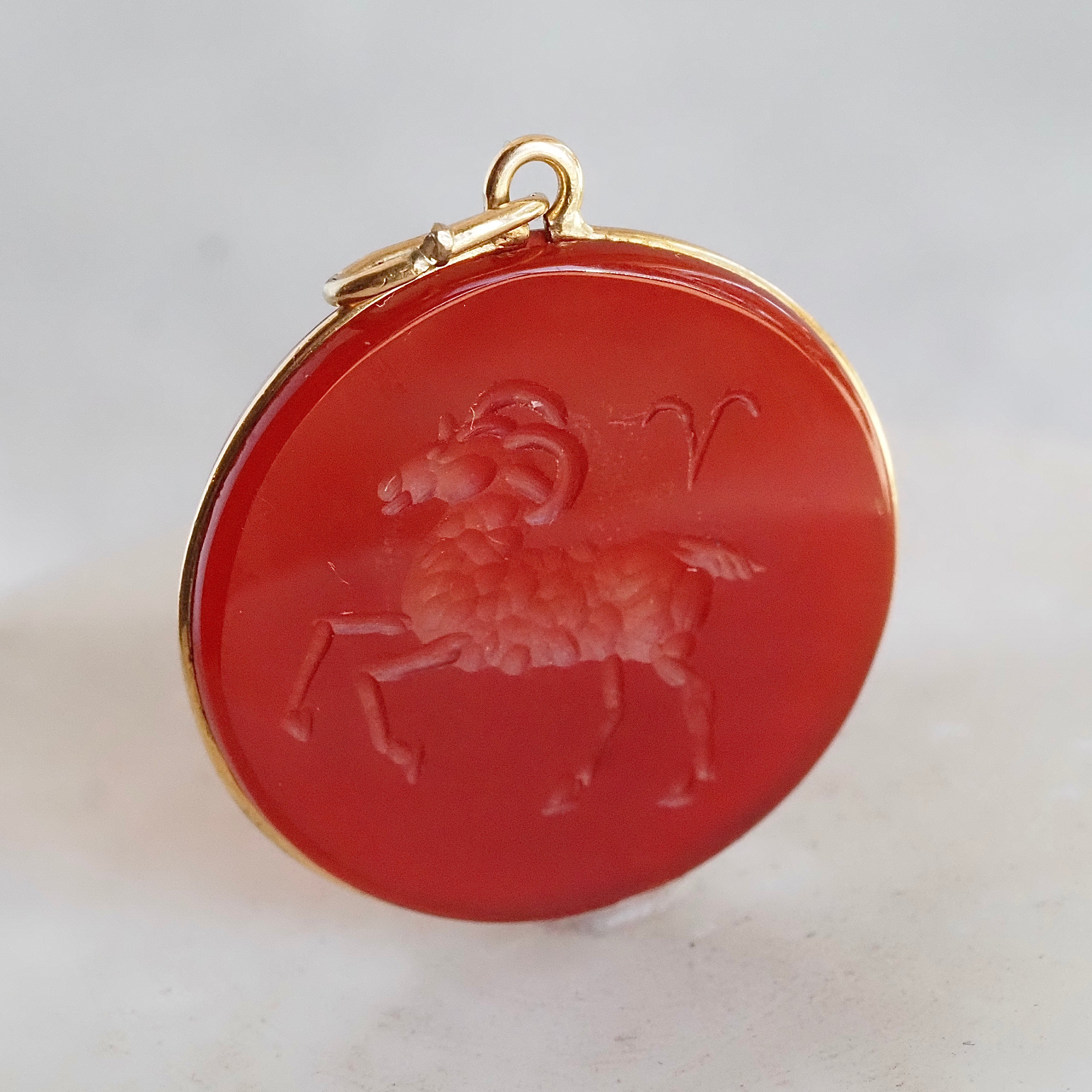 Vintage Carnelian Aries Intaglio 18k Gold Charm Pendant