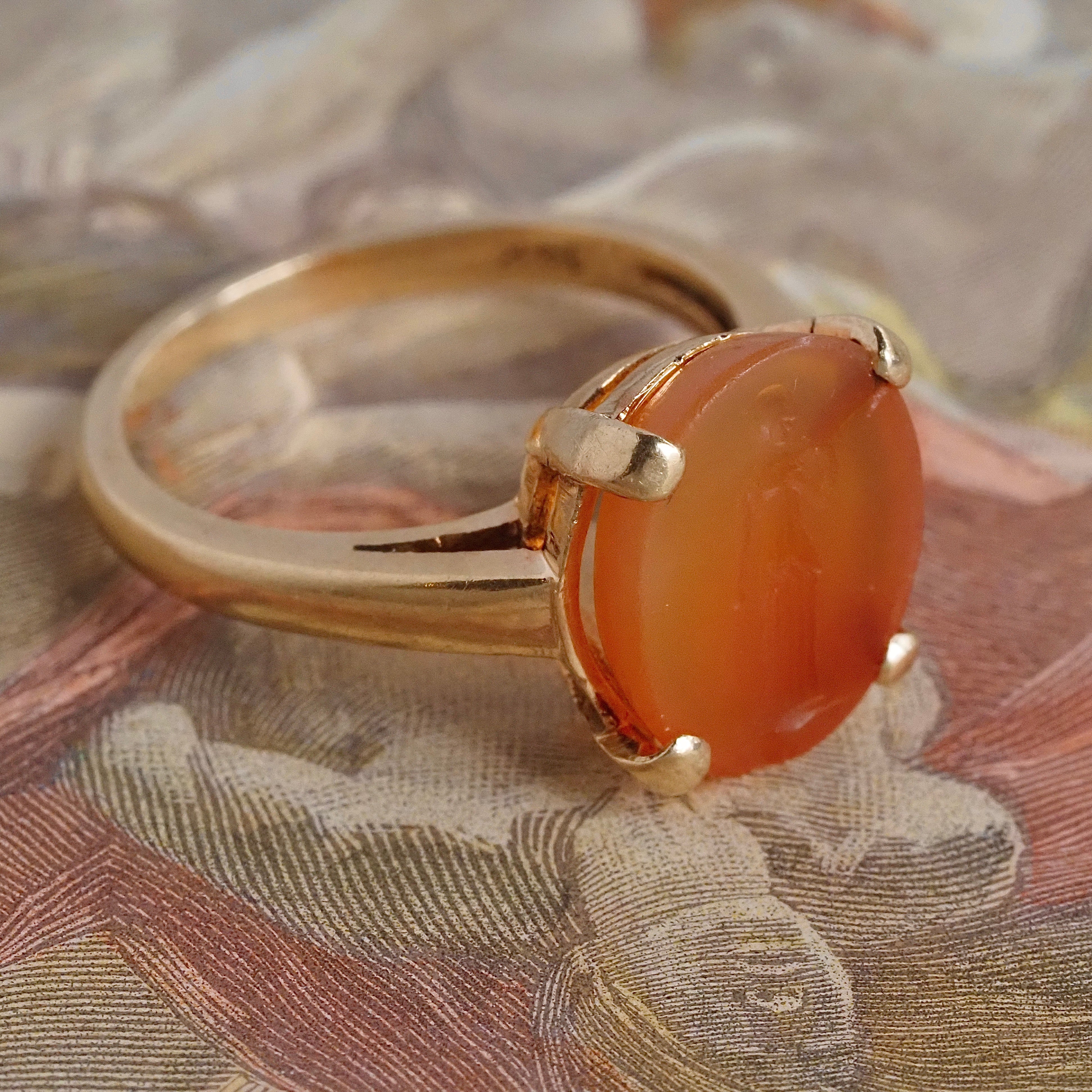 Vintage Carnelian Fortuna Intaglio 14k Gold Ring