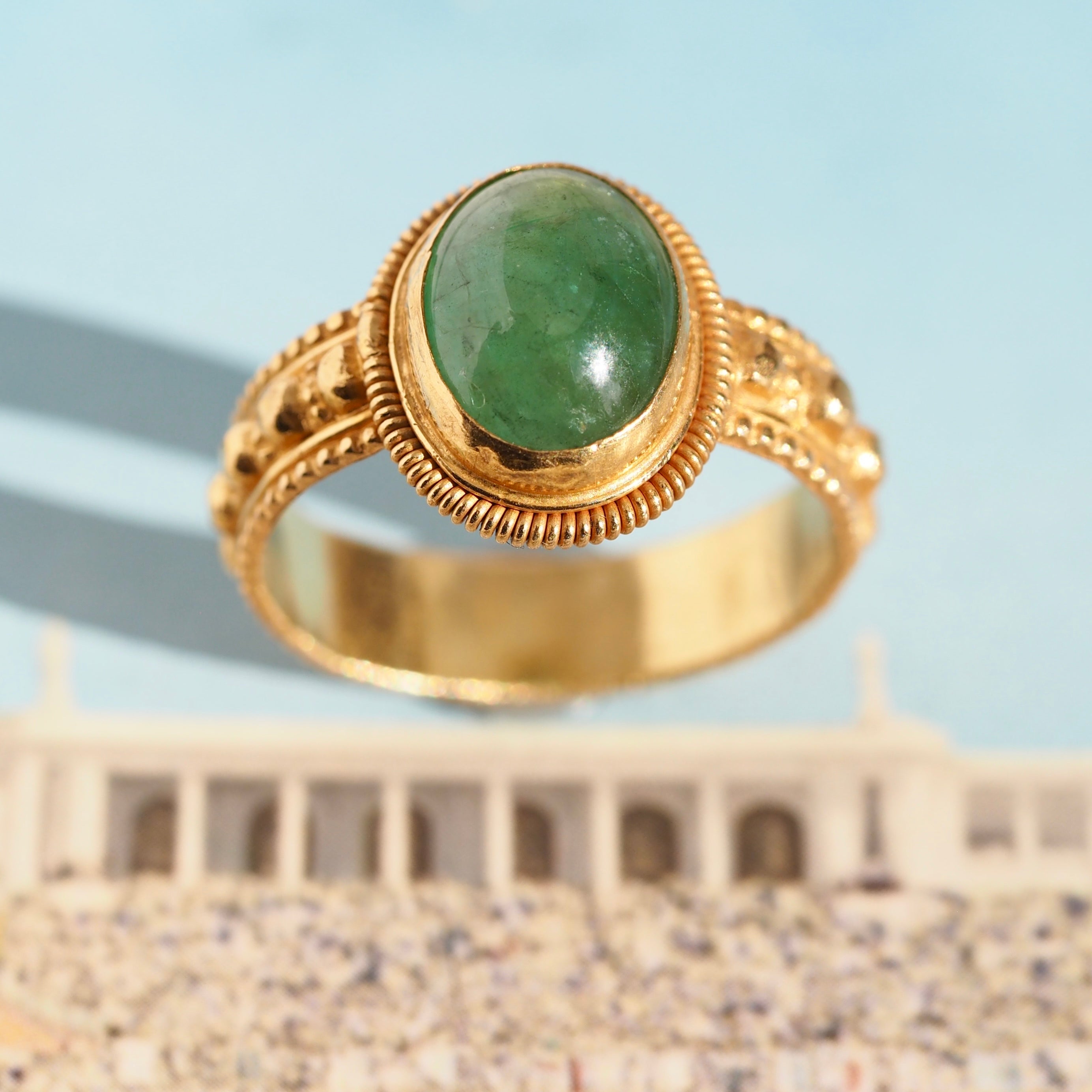 Vintage Indian 22k Gold Cabochon Emerald Ring