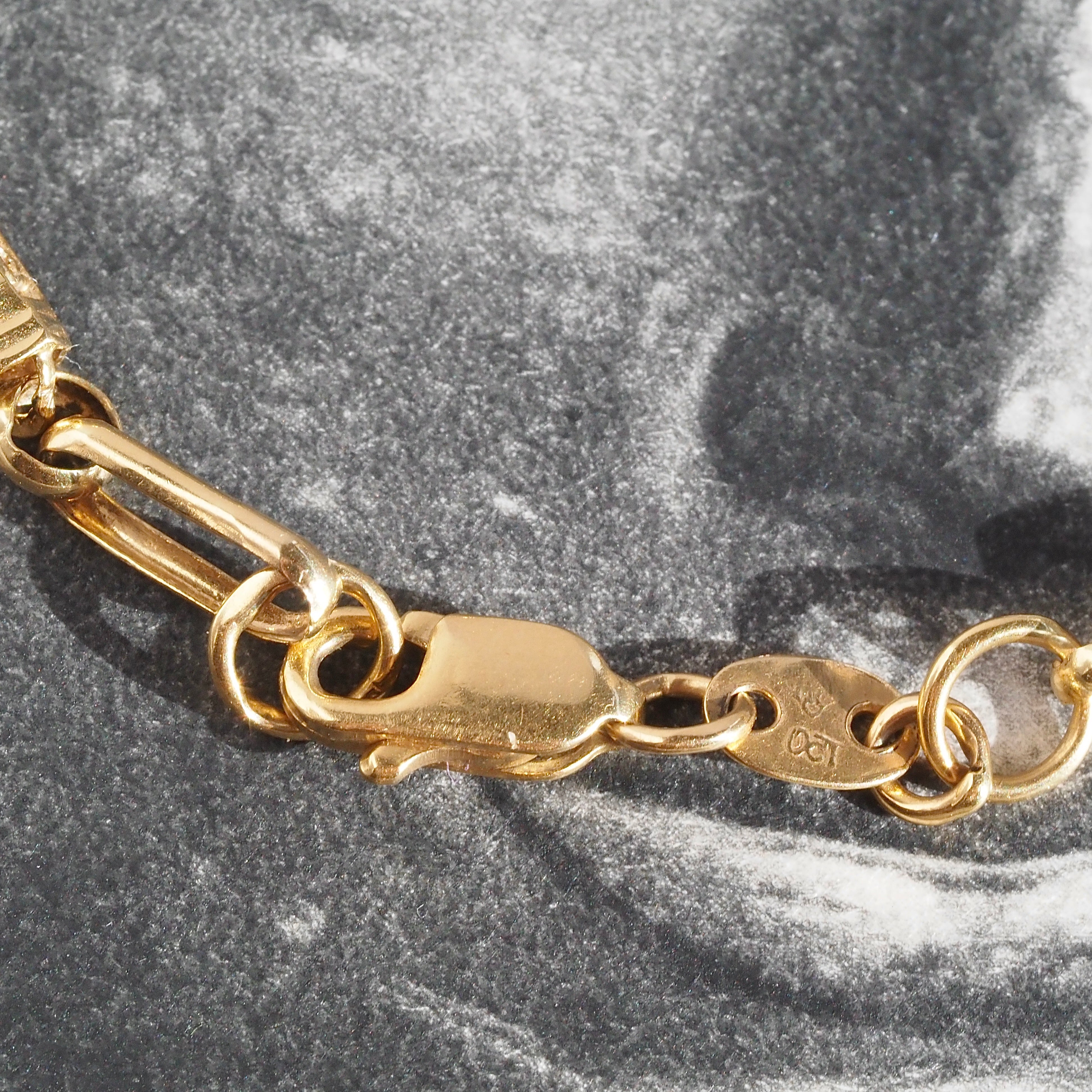 Vintage Ornate Barrel 18k Gold 8.5”Bracelet