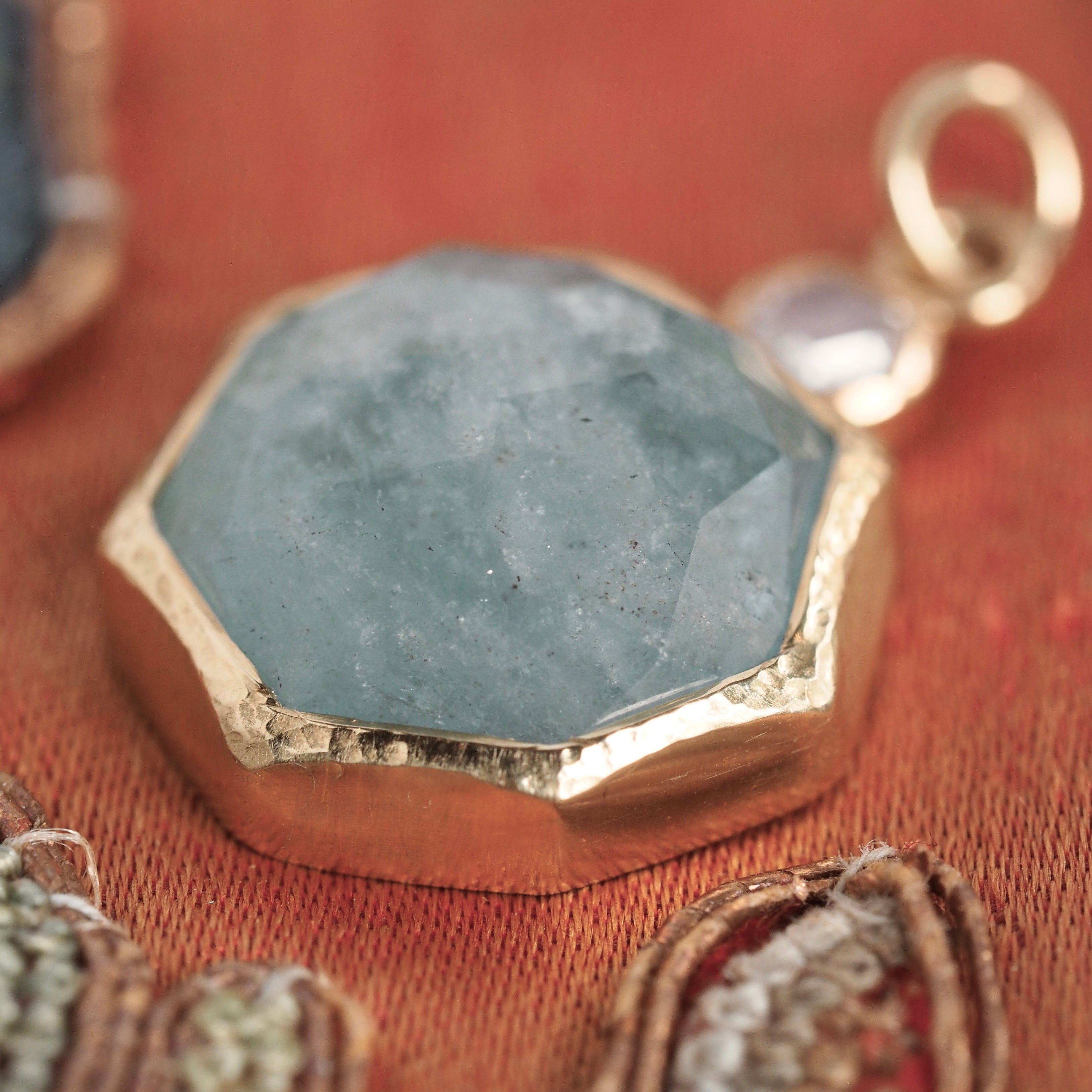 18k Gold Aquamarine and Rose Cut Diamond Pendant