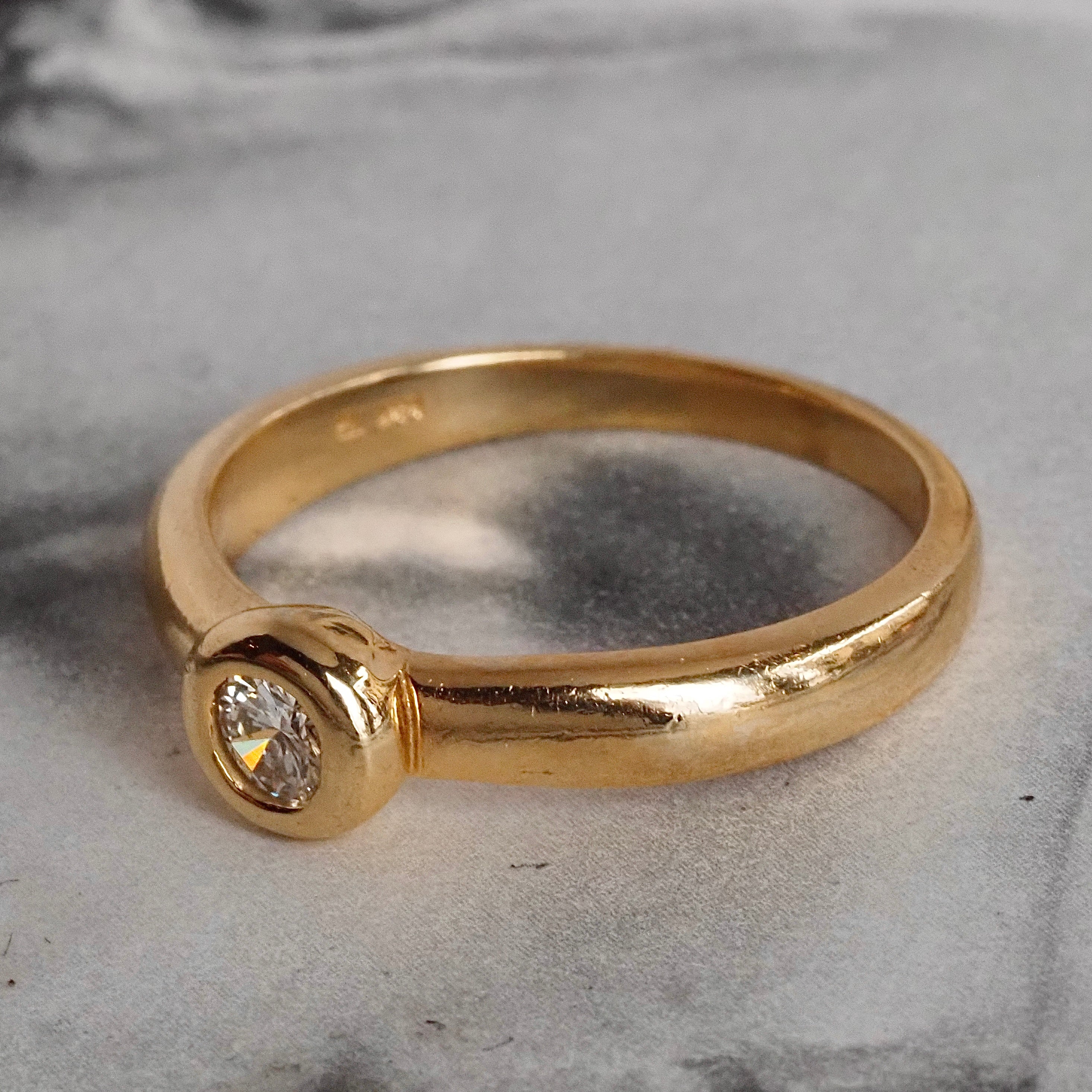 Vintage Round Brilliant Cut Diamond 14k Gold Bezel Set Solitaire Engagement Ring