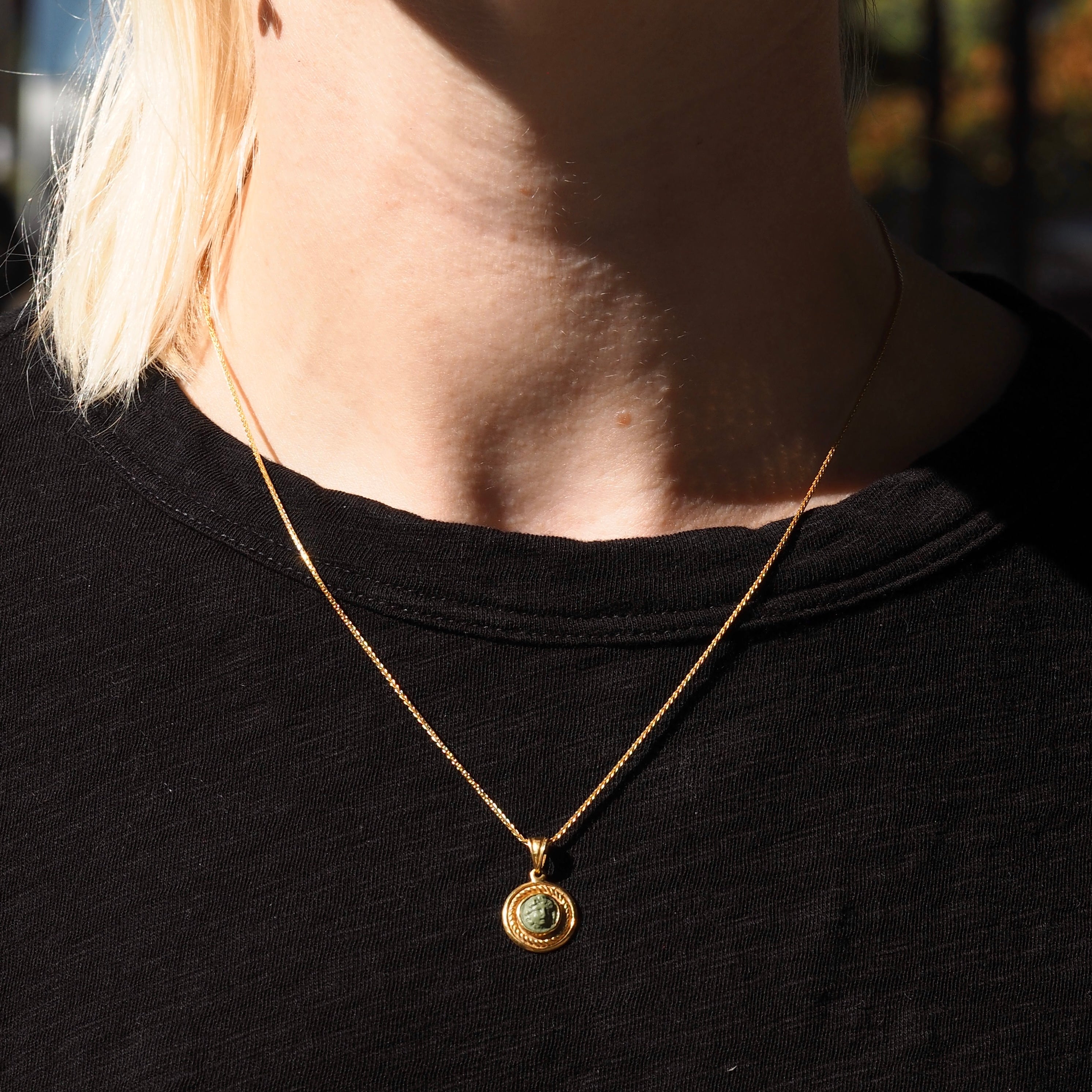 Vintage 18k Gold Ancient Style Lava Cameo Pendant
