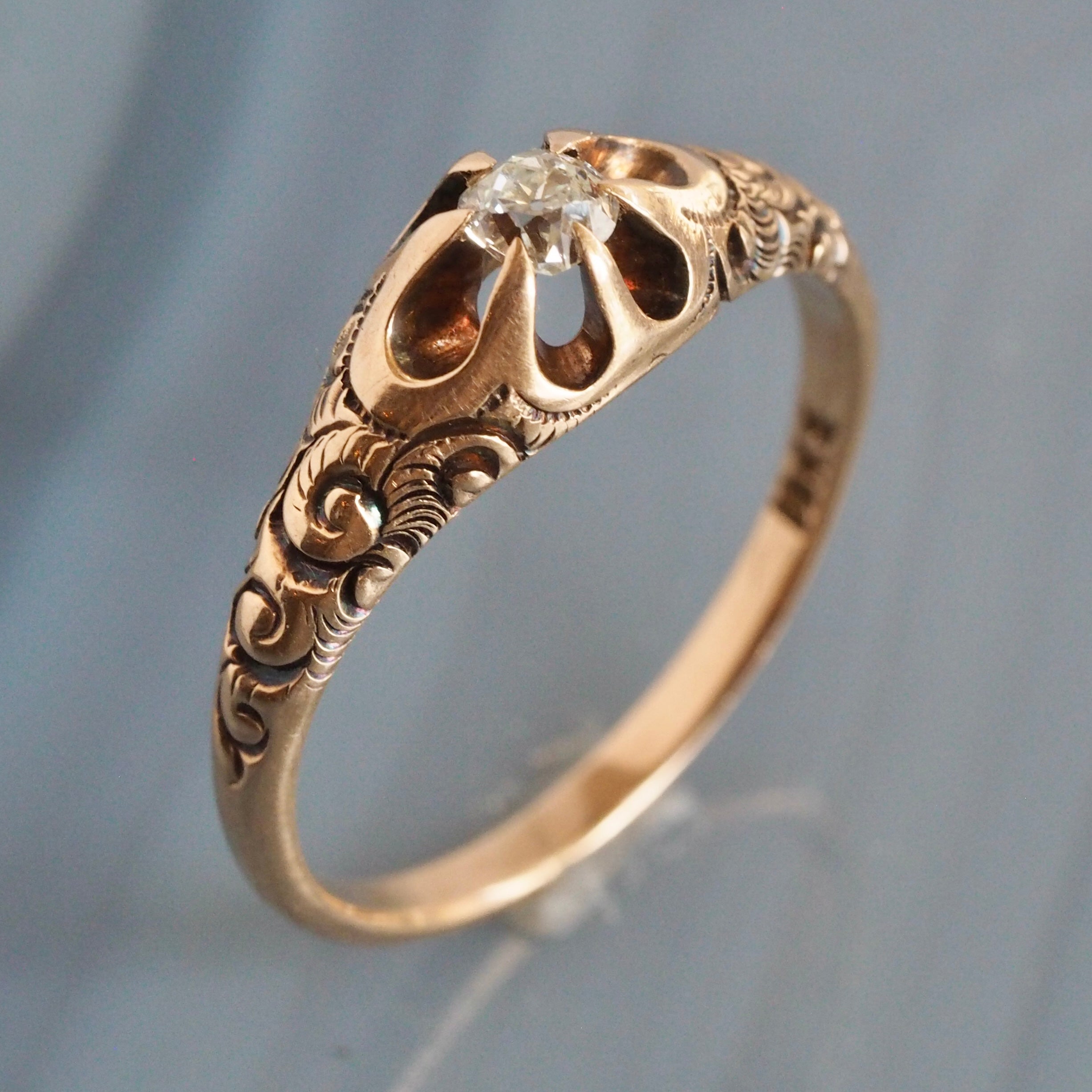 Antique Victorian 14k Gold Old Mine Cut Diamond Belcher Set Ring