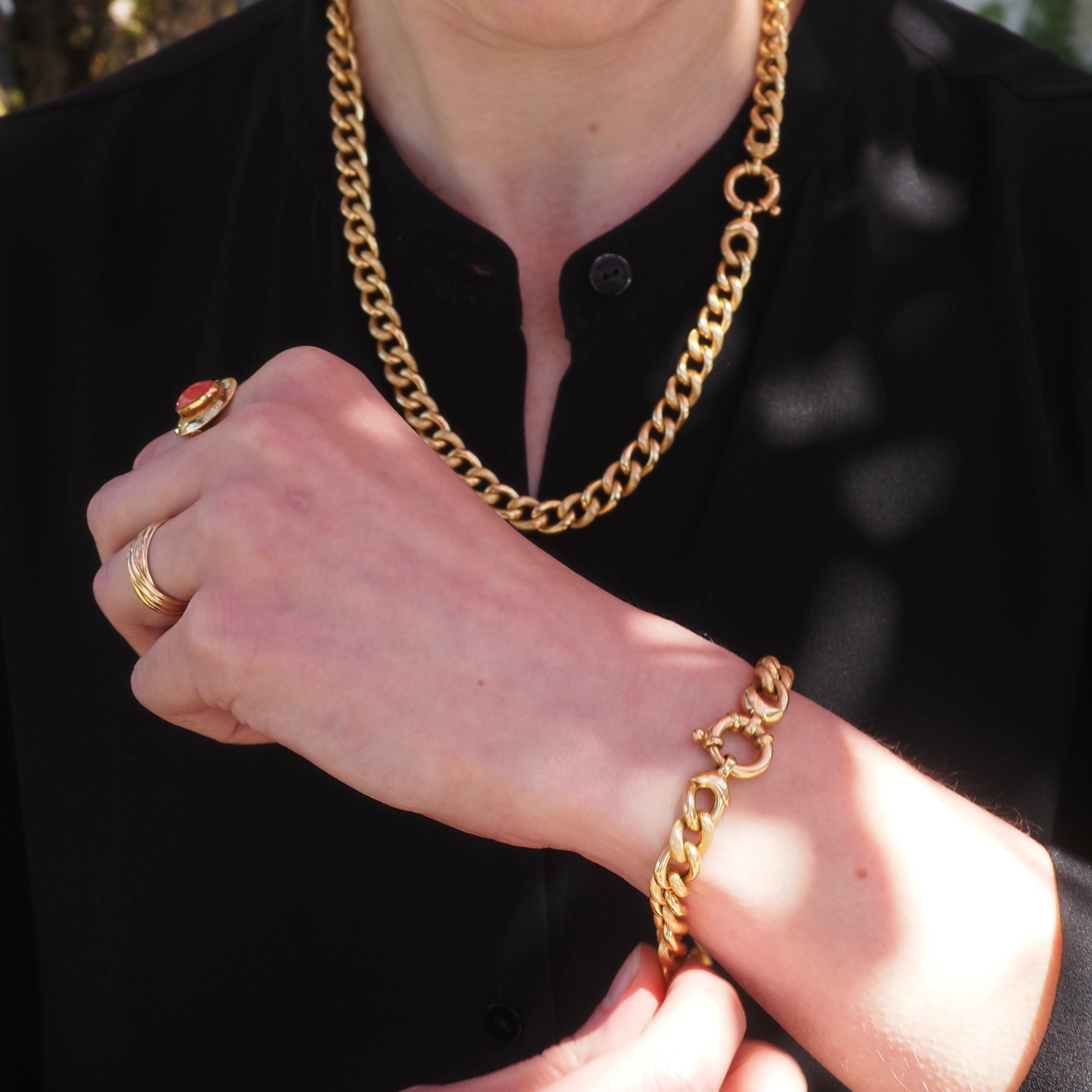 Vintage Italian 18k Gold Textured Curb Link Chain Bracelet
