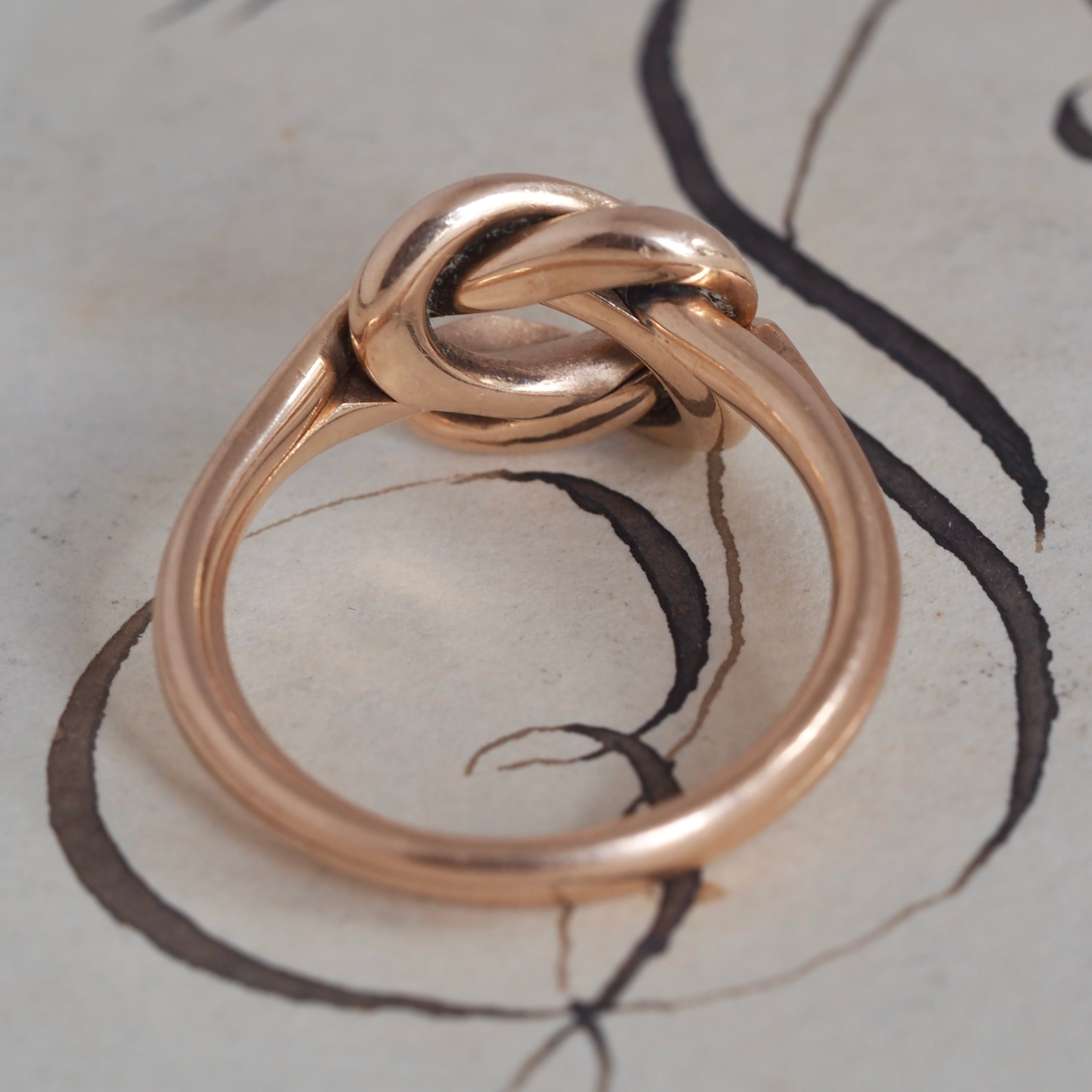 Antique 14k Gold Double Knot Ring