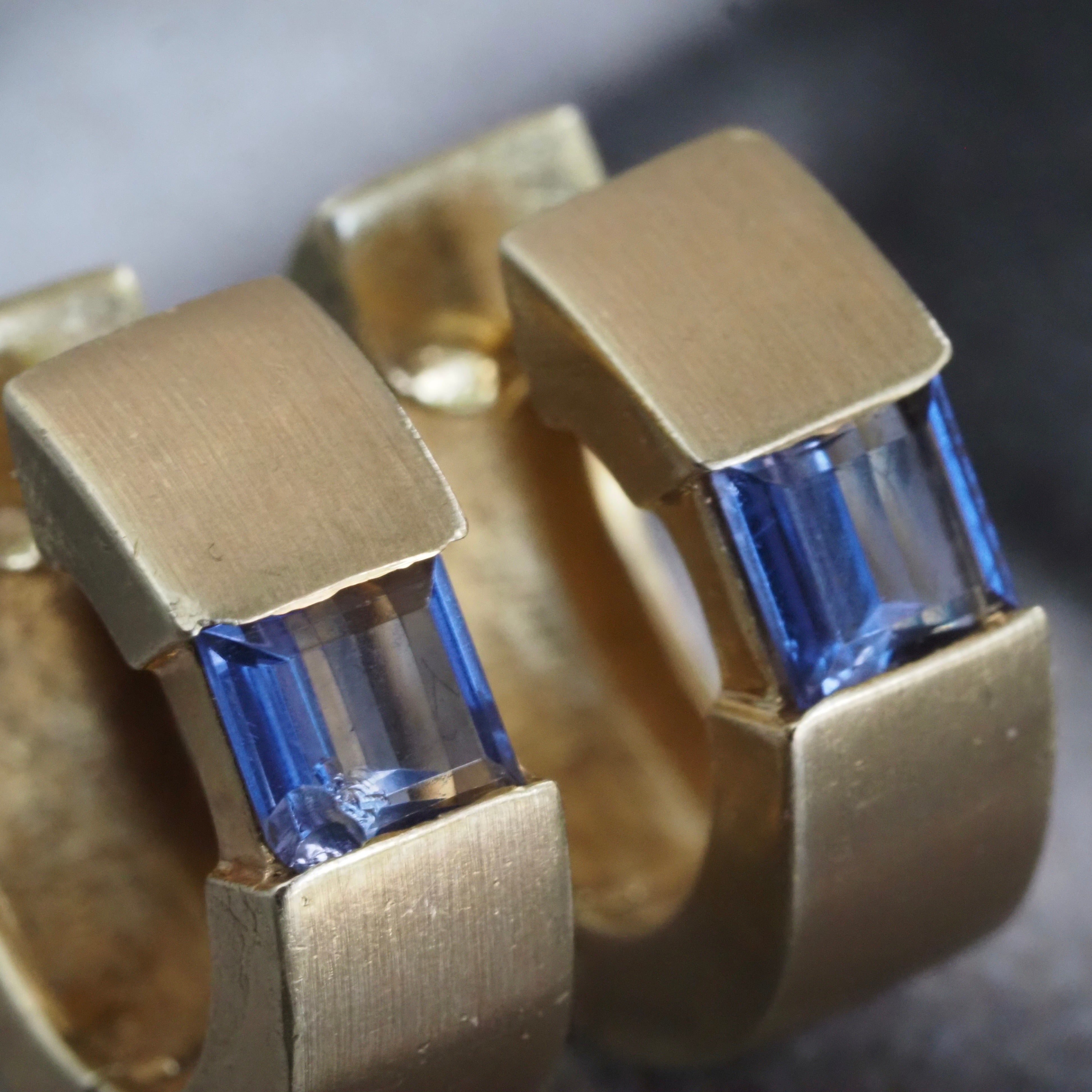 Iolite 14k Gold Brushed Hinged Huggie Hoops