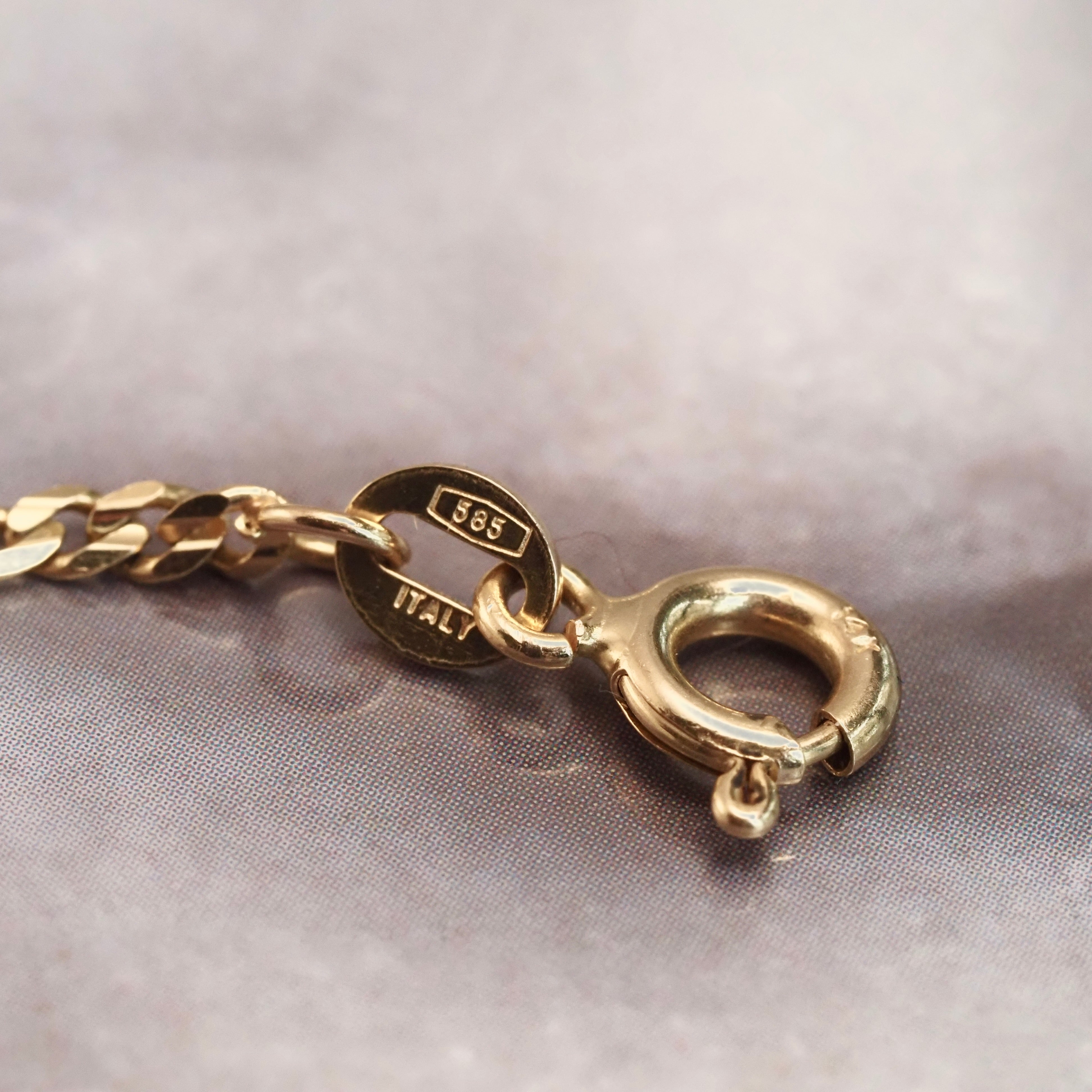Vintage Italian 14k Gold Figaro Chain Bracelet